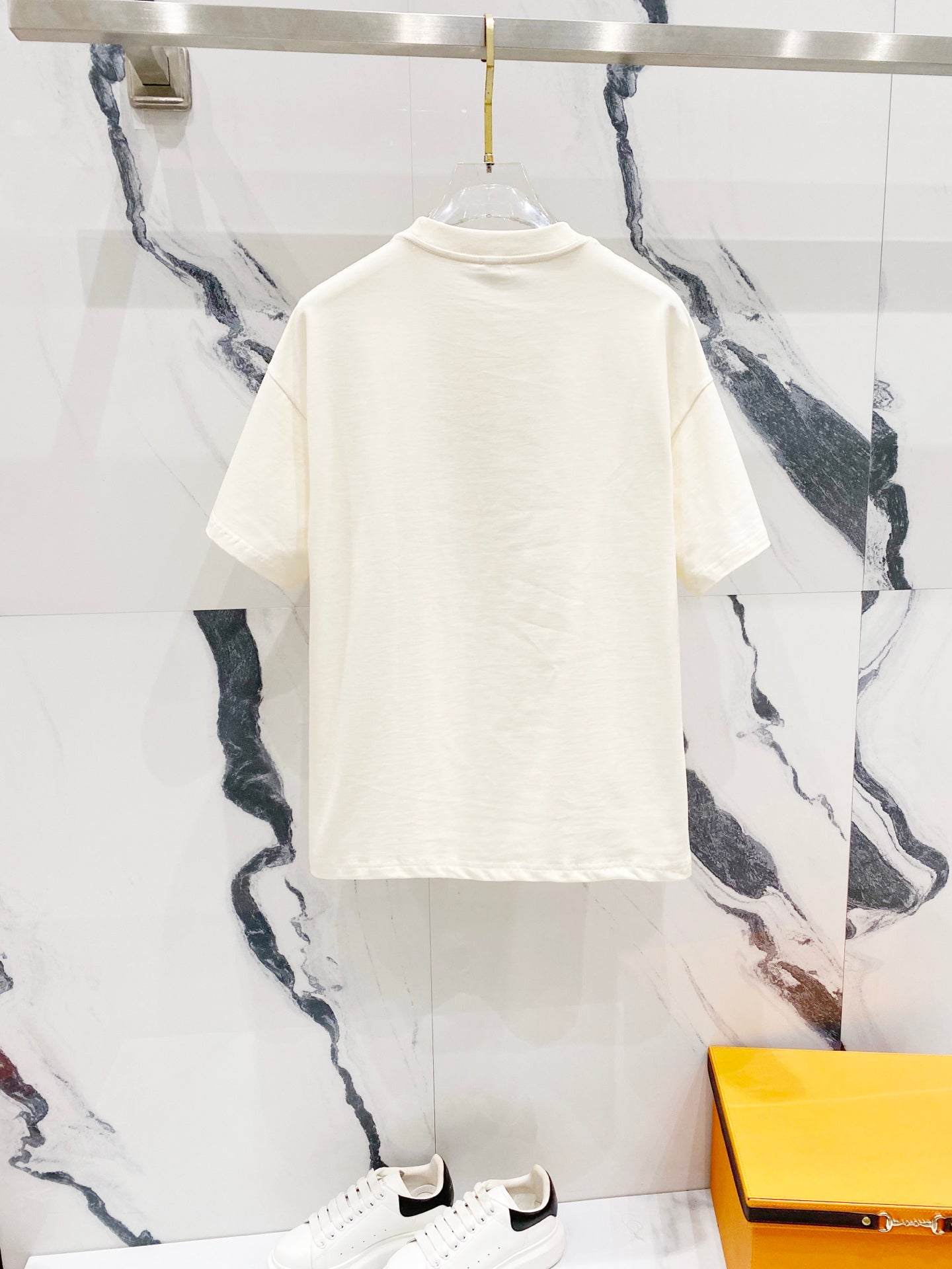 LuxluxHouse Best Quality Clothes T-shirt Loewe