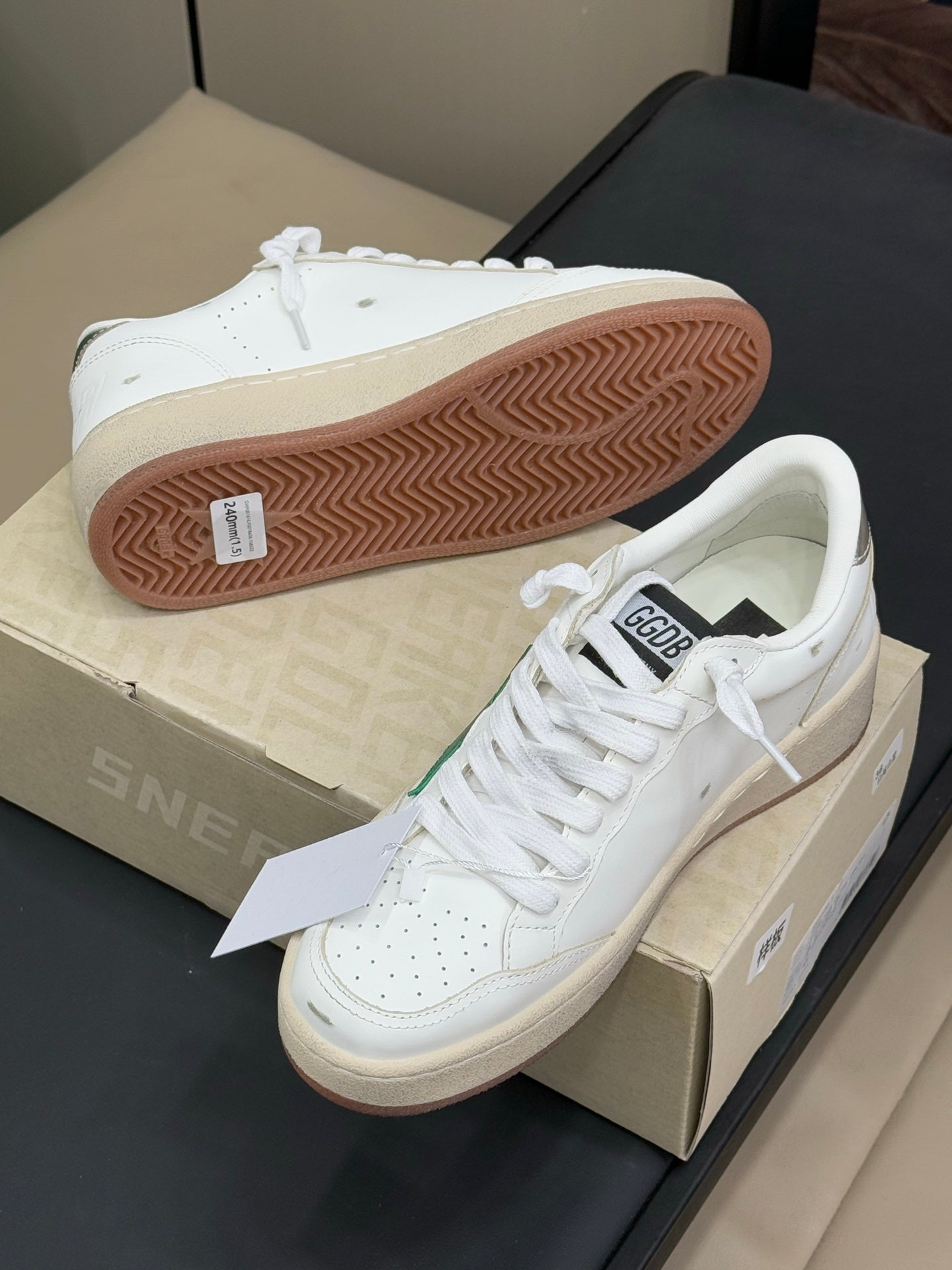 LuxluxHouse Best Quality Shoes Golden Goose