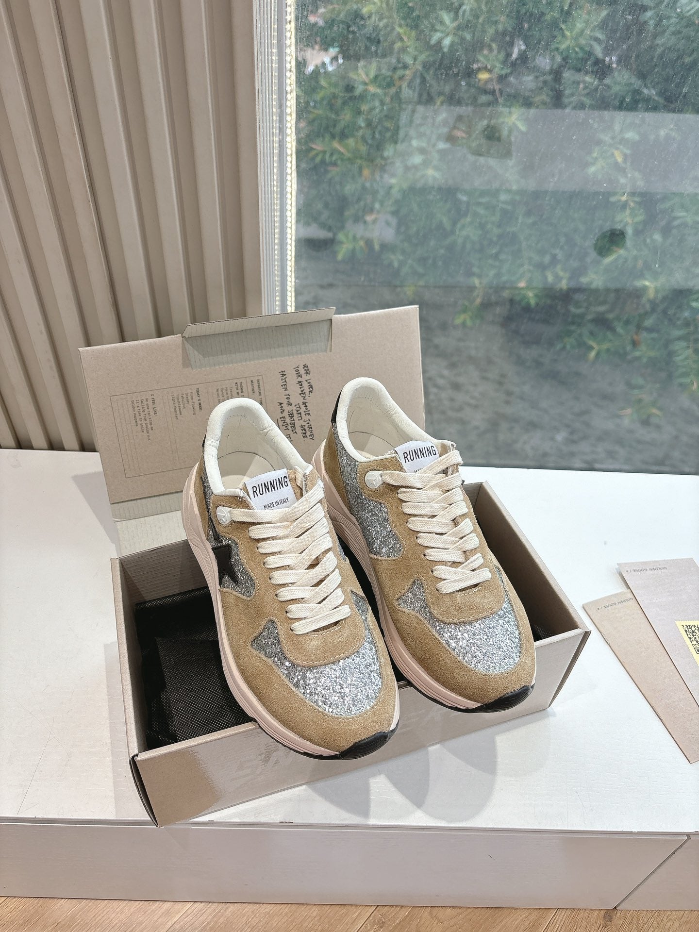 LuxluxHouse Best Quality Shoes Golden Goose