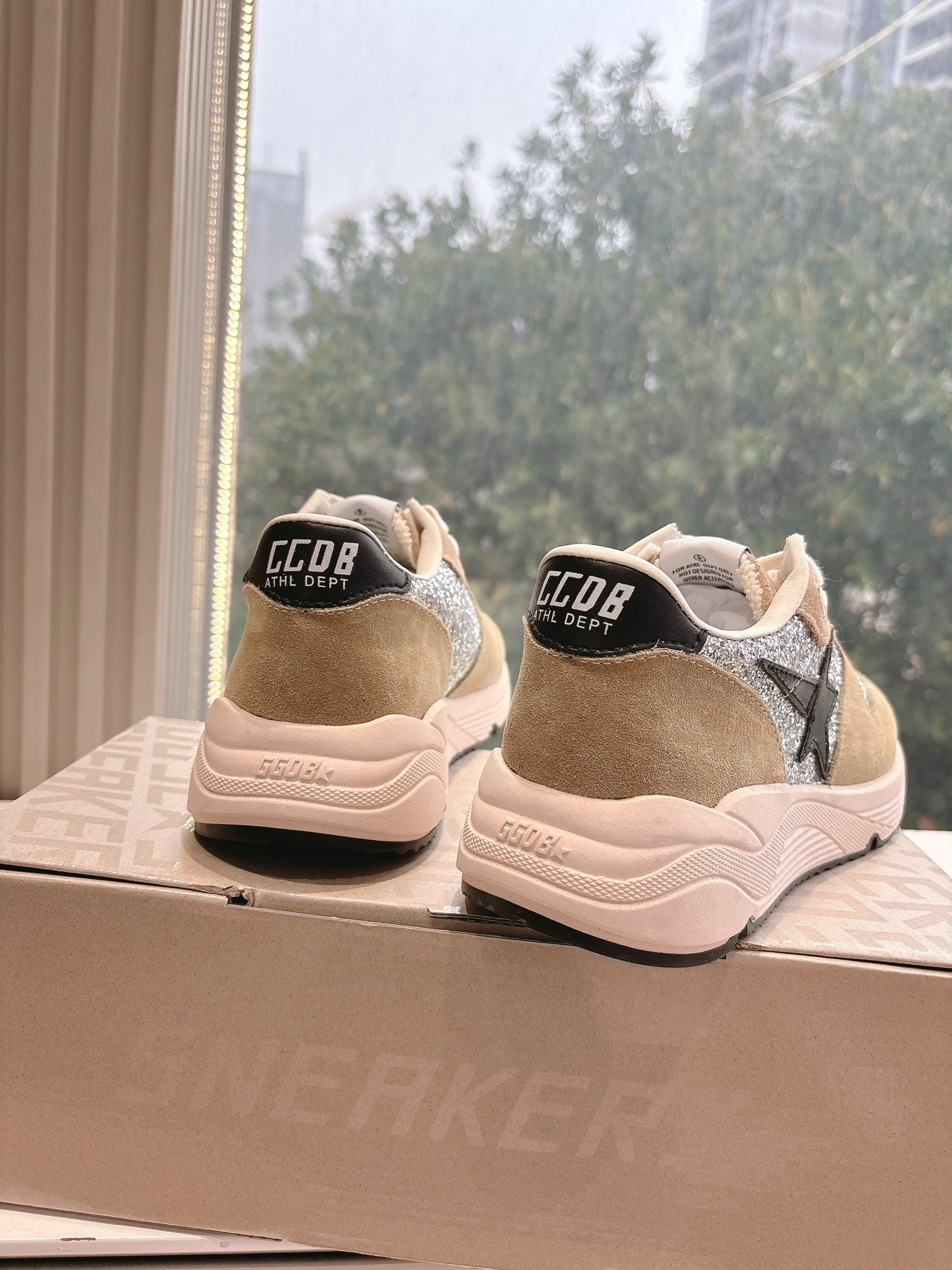 LuxluxHouse Best Quality Shoes Golden Goose
