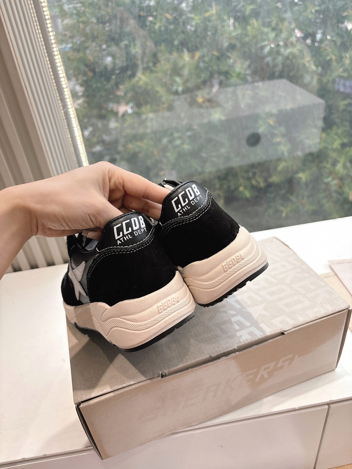 LuxluxHouse Best Quality Shoes Golden Goose