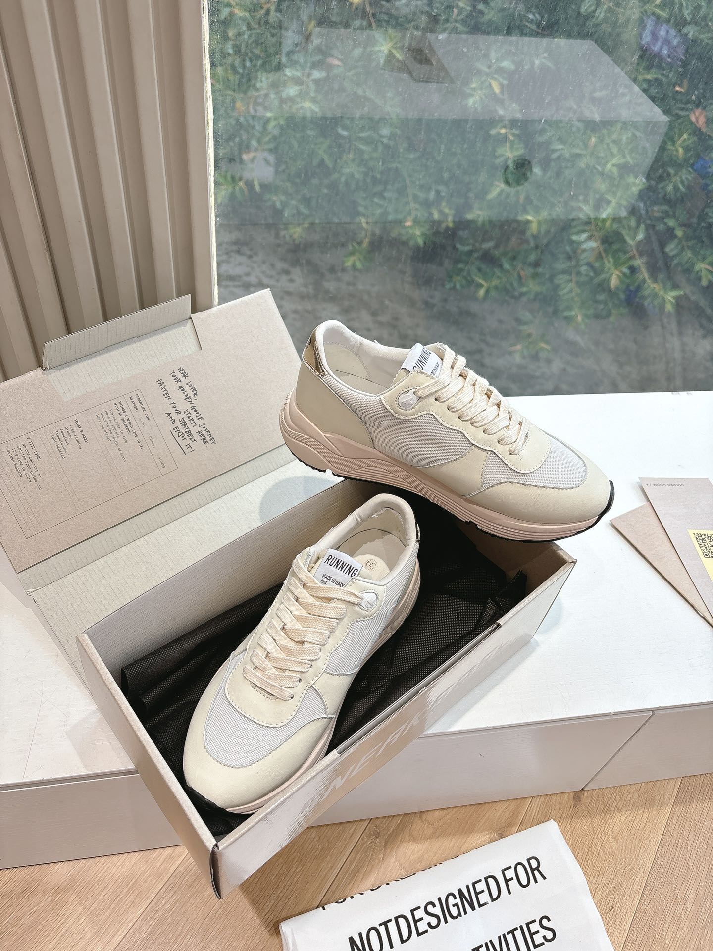 LuxluxHouse Best Quality Shoes Golden Goose