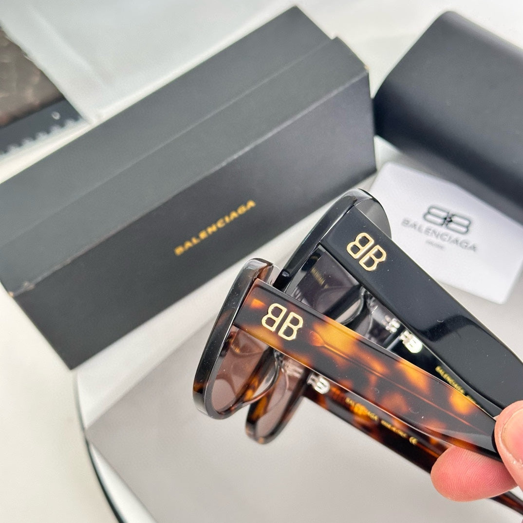 LuxluxHouse Best Quality Glasses Balenciaga