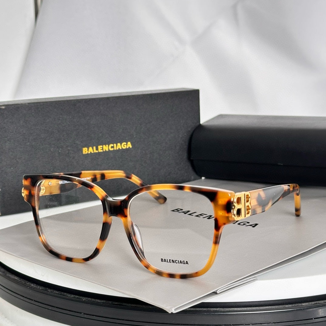 LuxluxHouse Best Quality Balenciaga Glasses