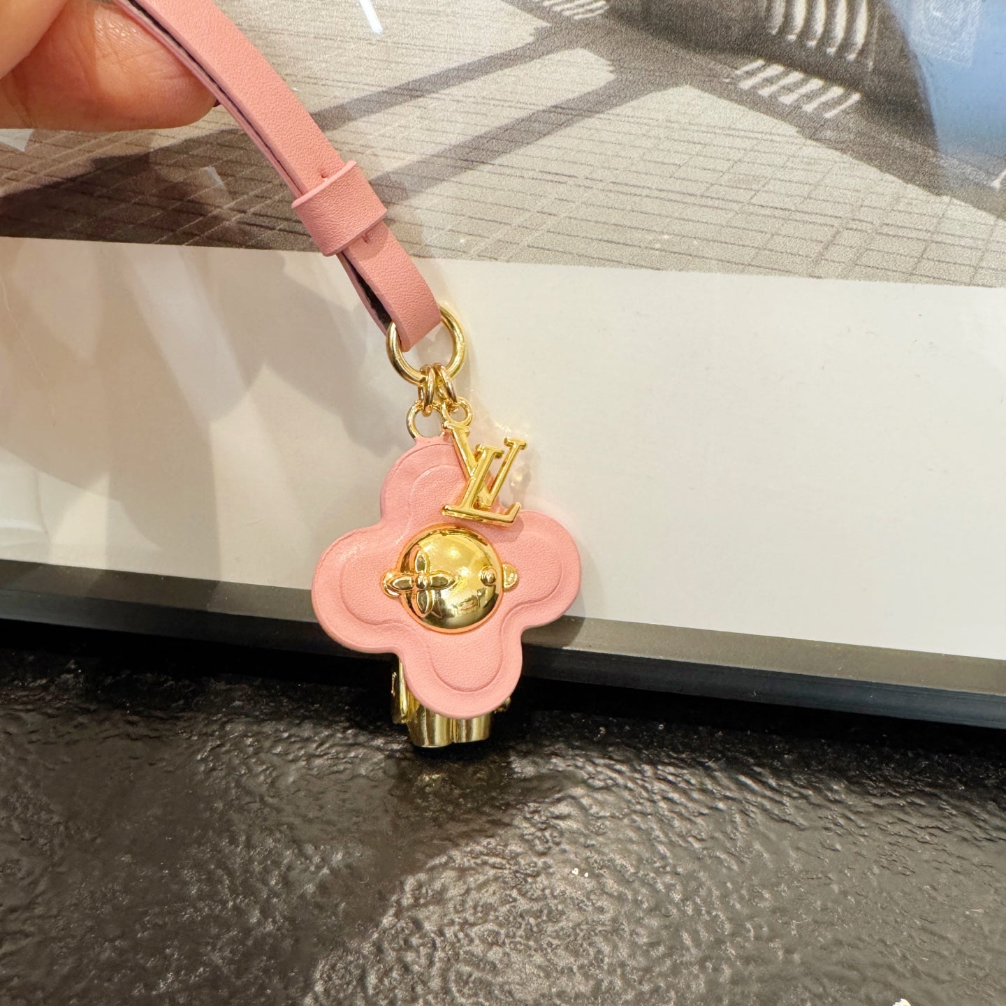 LuxluxHouse Best Quality Accessories Keychain Louis Vuitton Keychain