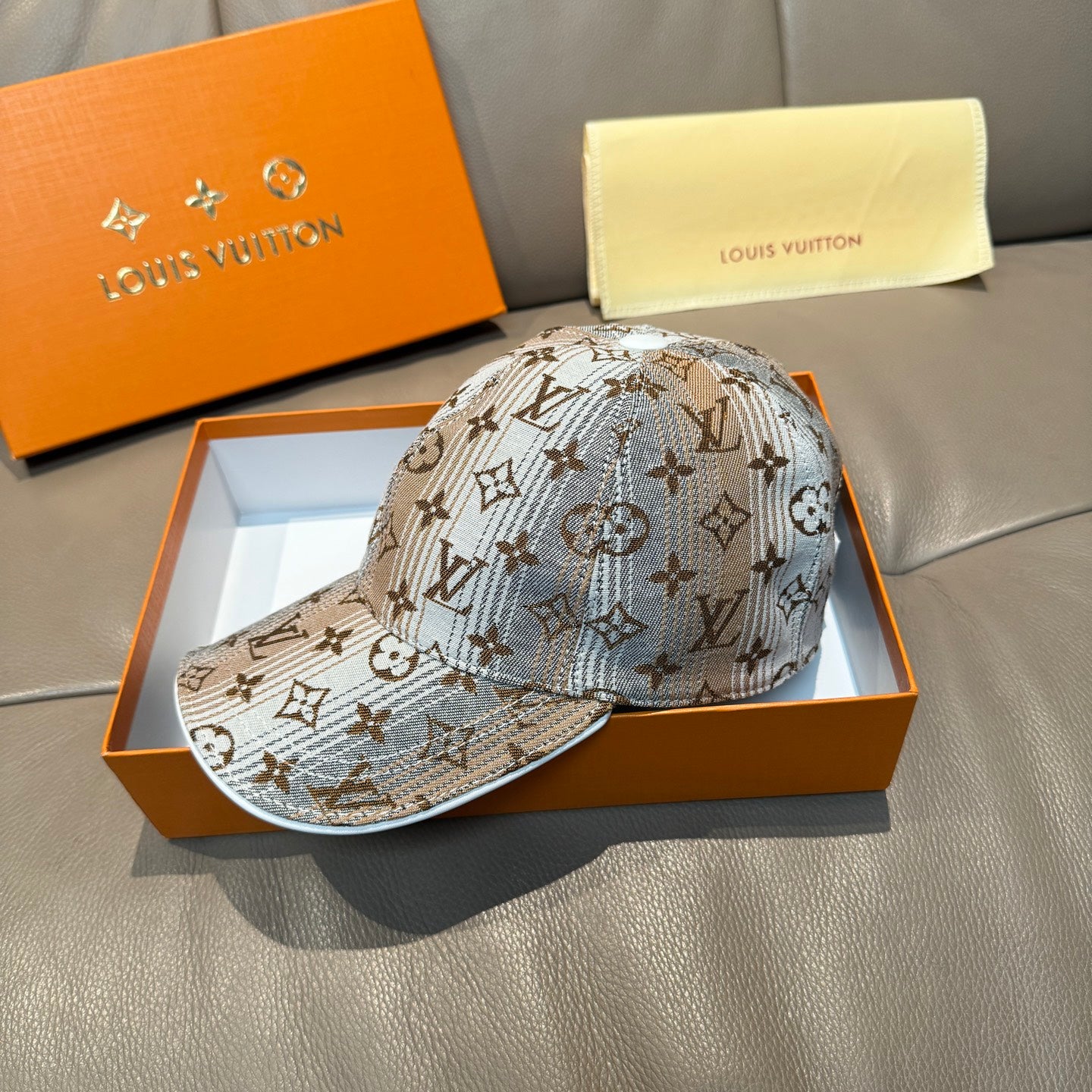 LuxluxHouse Best Quality Caps Louis Vuitton