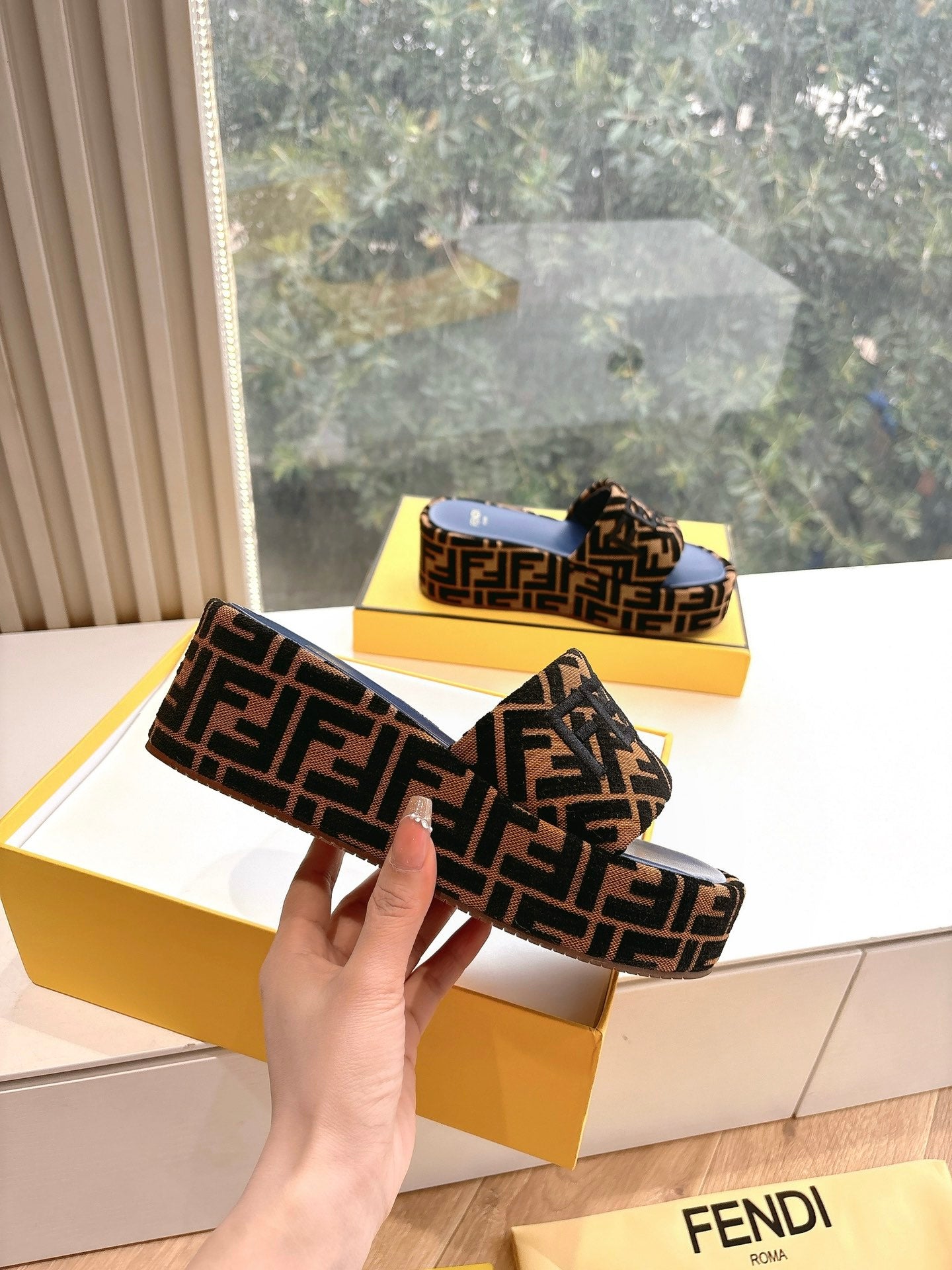 LuxluxHouse Best Quality Fendi Women Shoes