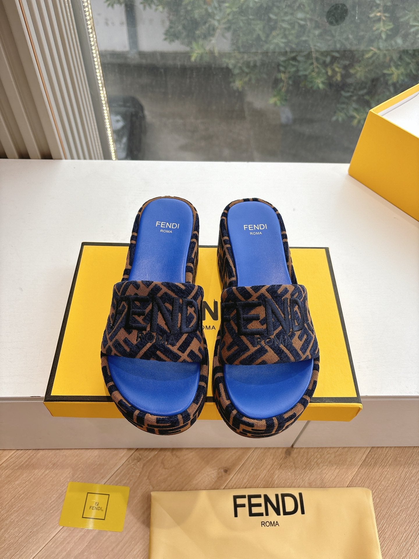 LuxluxHouse Best Quality Fendi Women Shoes