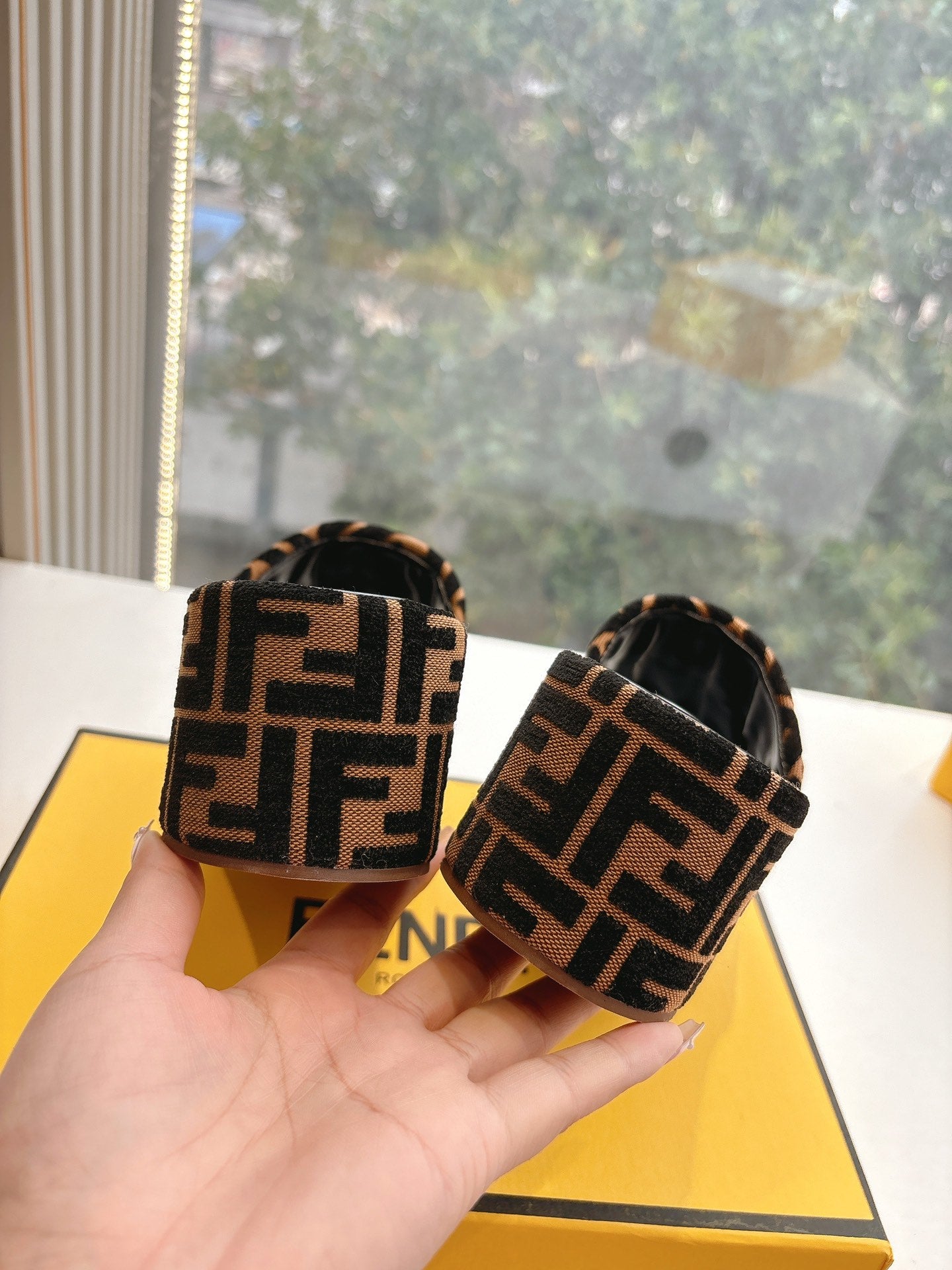 LuxluxHouse Best Quality Fendi Women Shoes
