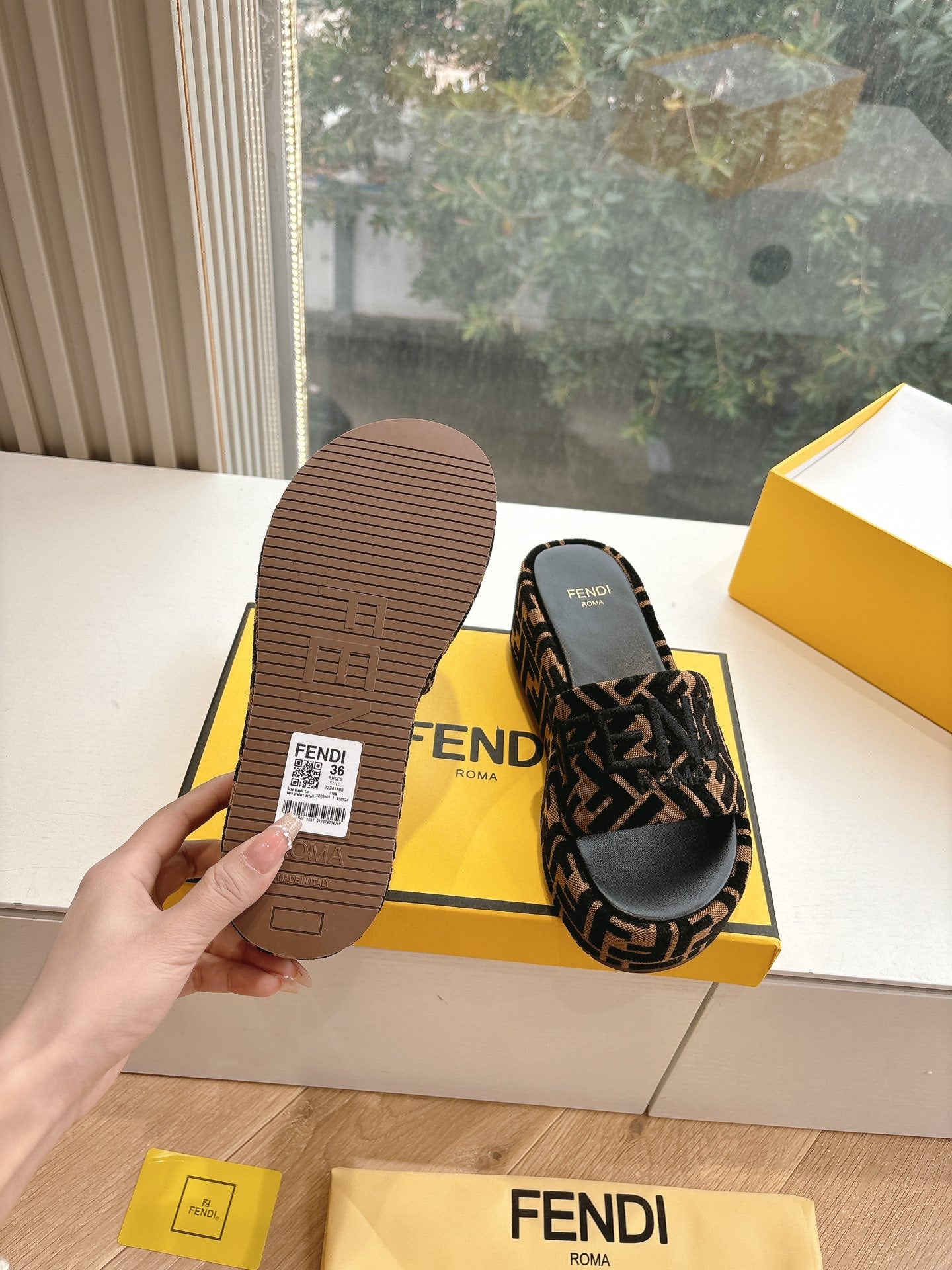 LuxluxHouse Best Quality Fendi Women Shoes