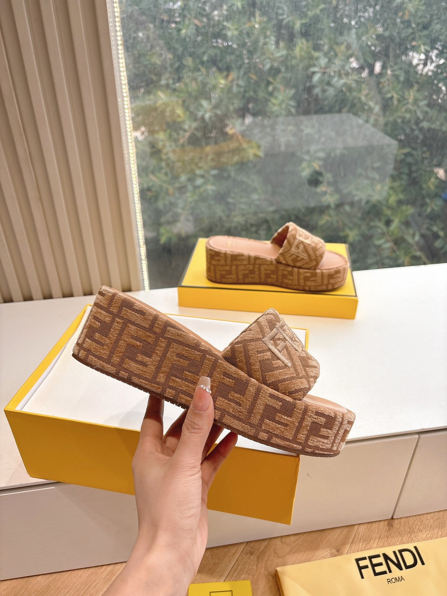 LuxluxHouse Best Quality Fendi Women Shoes