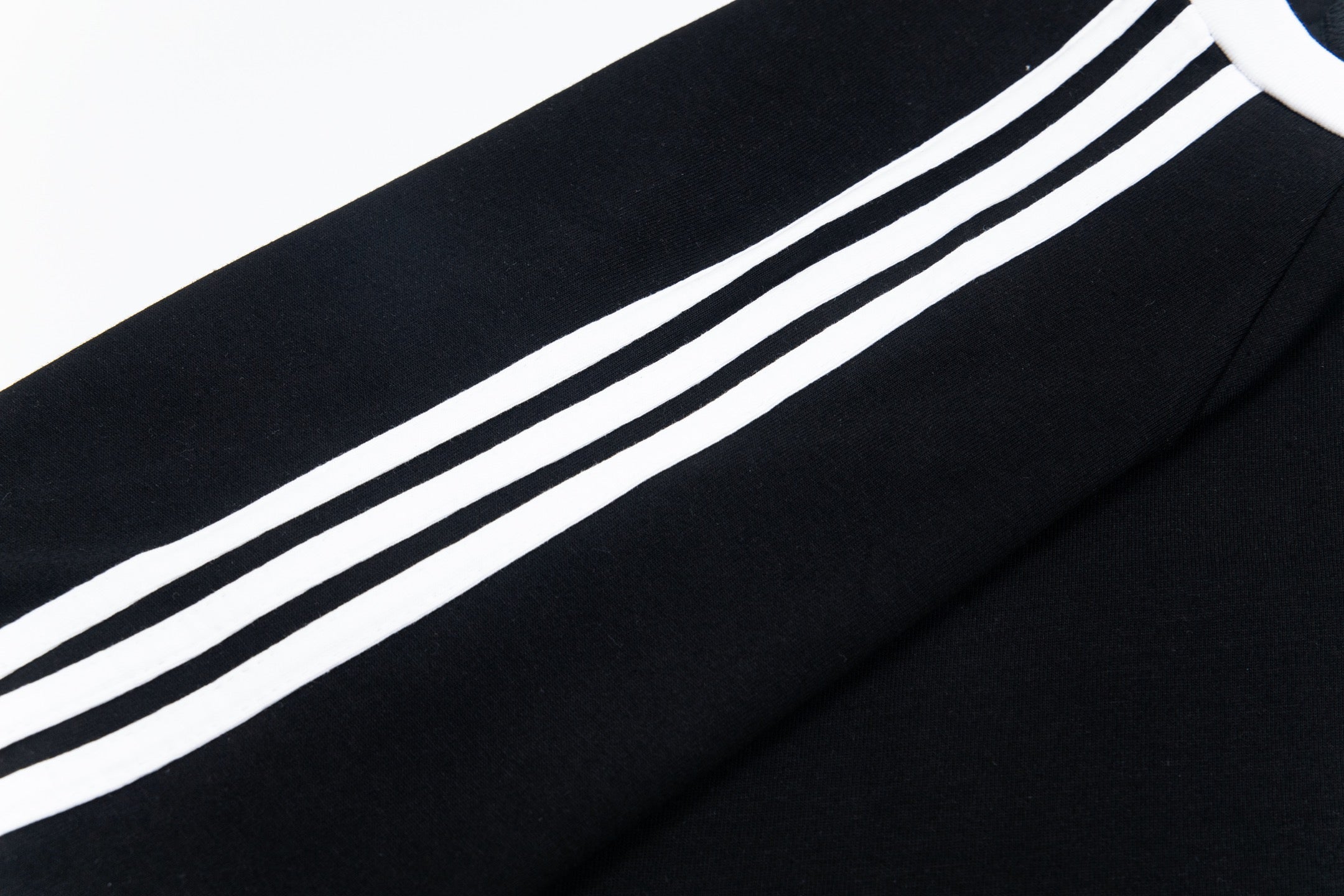 LuxluxHouse Best Quality Clothes Nike & Adidas T-shirt