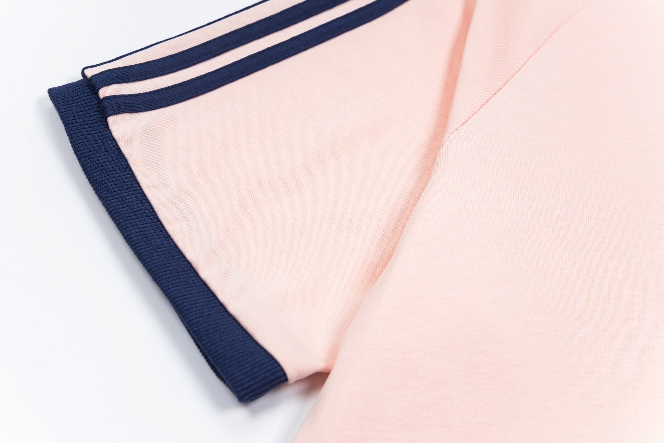 LuxluxHouse Best Quality Clothes Nike & Adidas T-shirt
