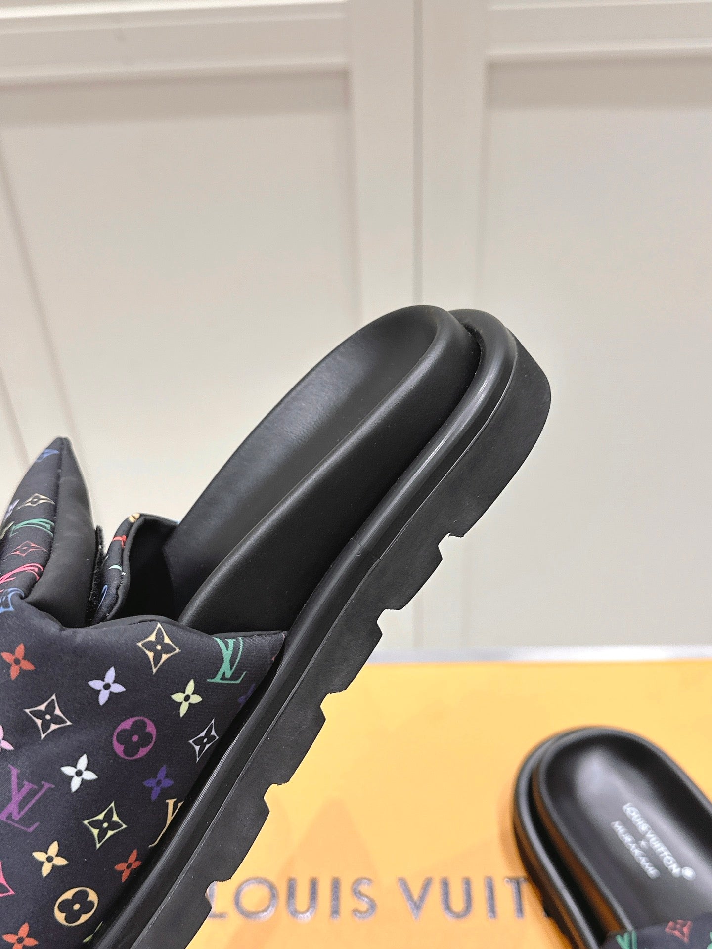 LuxluxHouse Best Quality Women Shoes Louis Vuitton