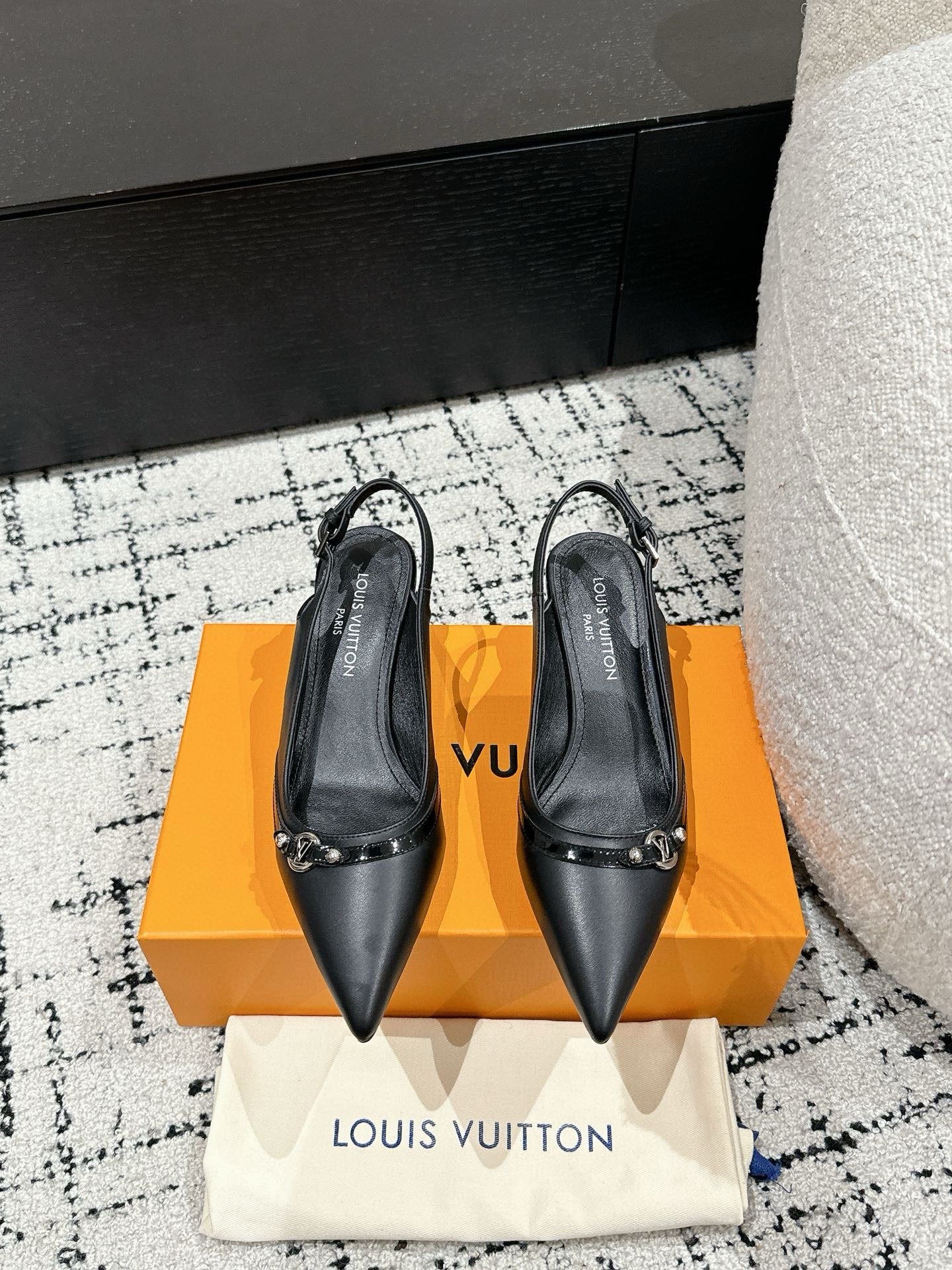 LuxluxHouse Best Quality Women Shoes Louis Vuitton