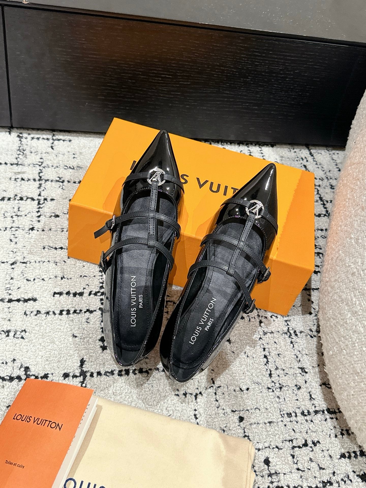 LuxluxHouse Best Quality Women Shoes Louis Vuitton