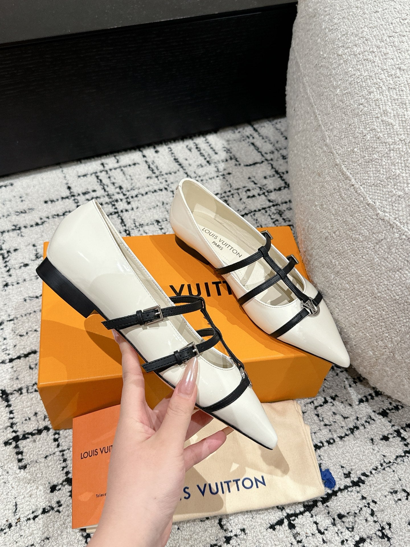 LuxluxHouse Best Quality Women Shoes Louis Vuitton