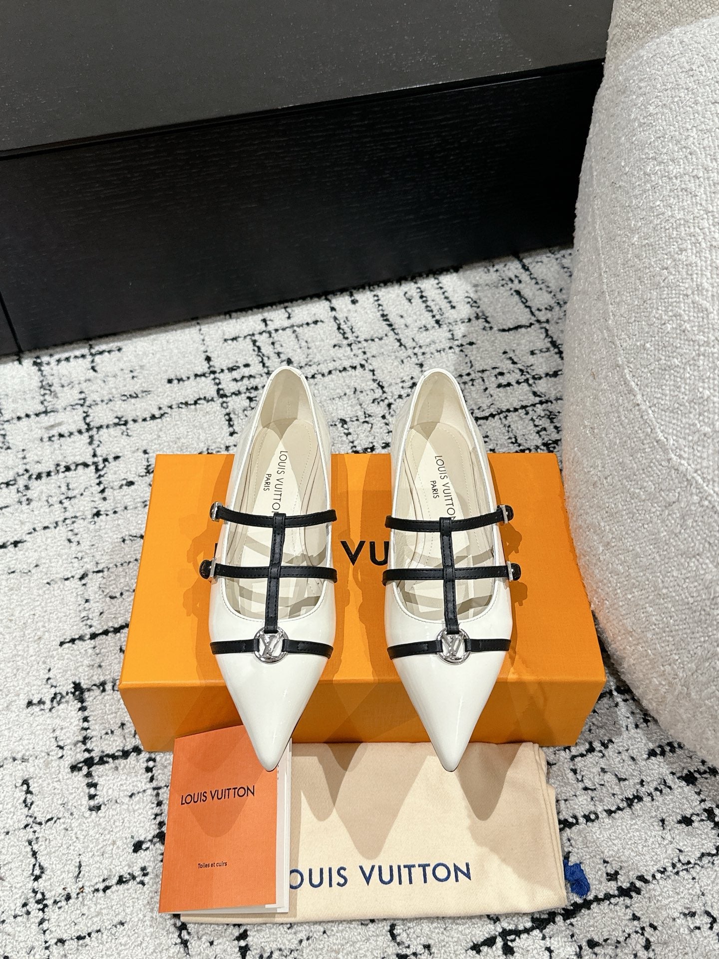 LuxluxHouse Best Quality Women Shoes Louis Vuitton