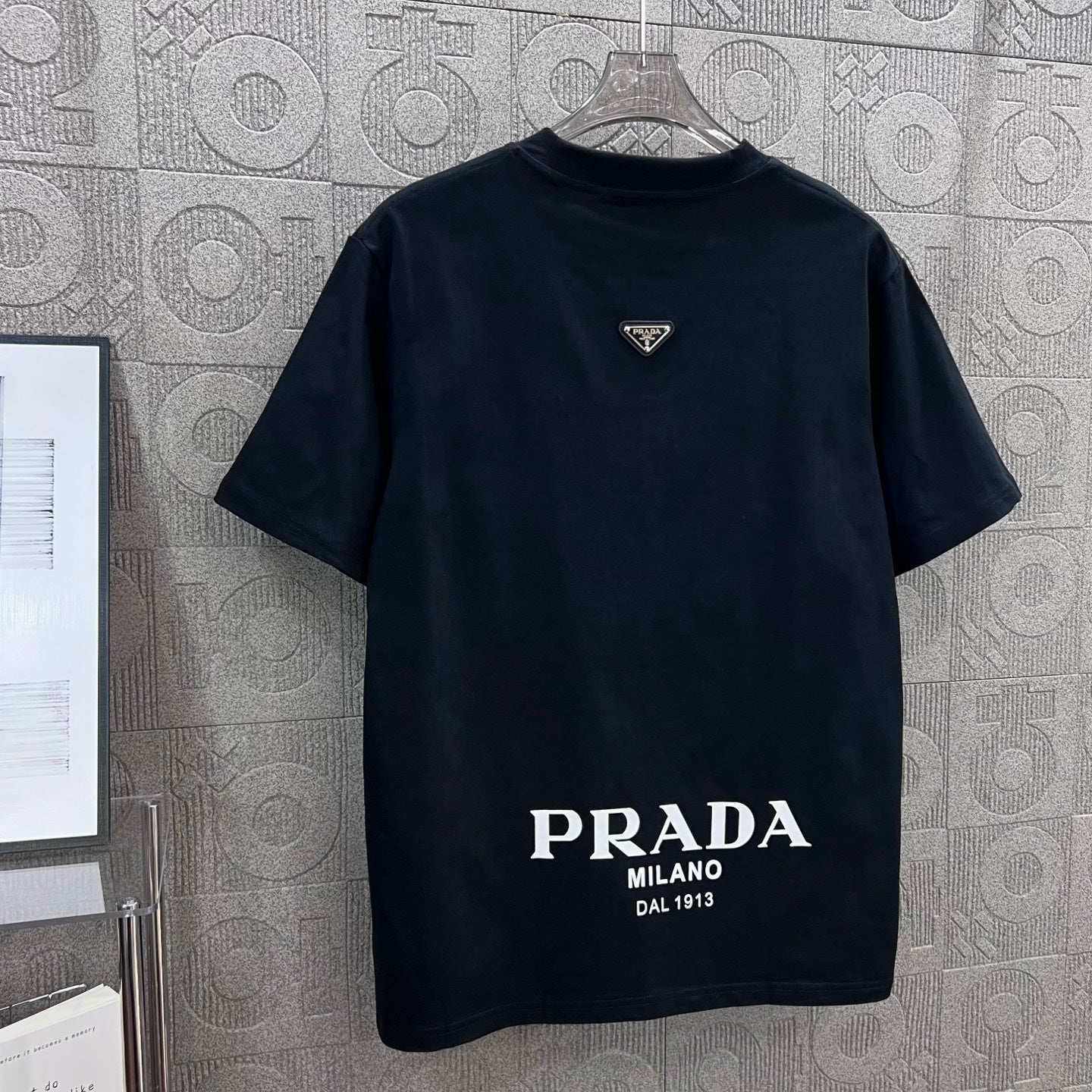 LuxluxHouse Best Quality Clothes T-shirt Prada