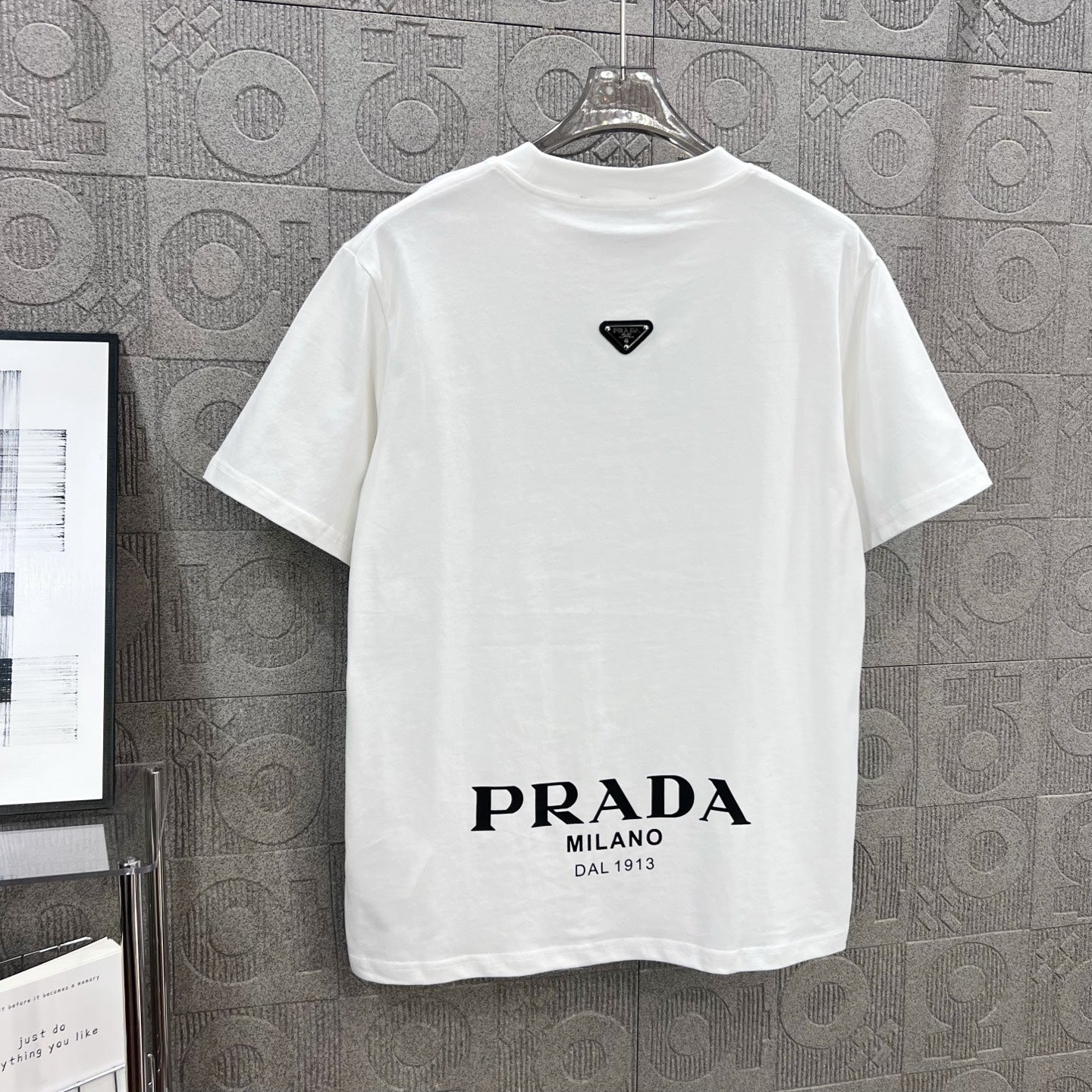 LuxluxHouse Best Quality Clothes T-shirt Prada