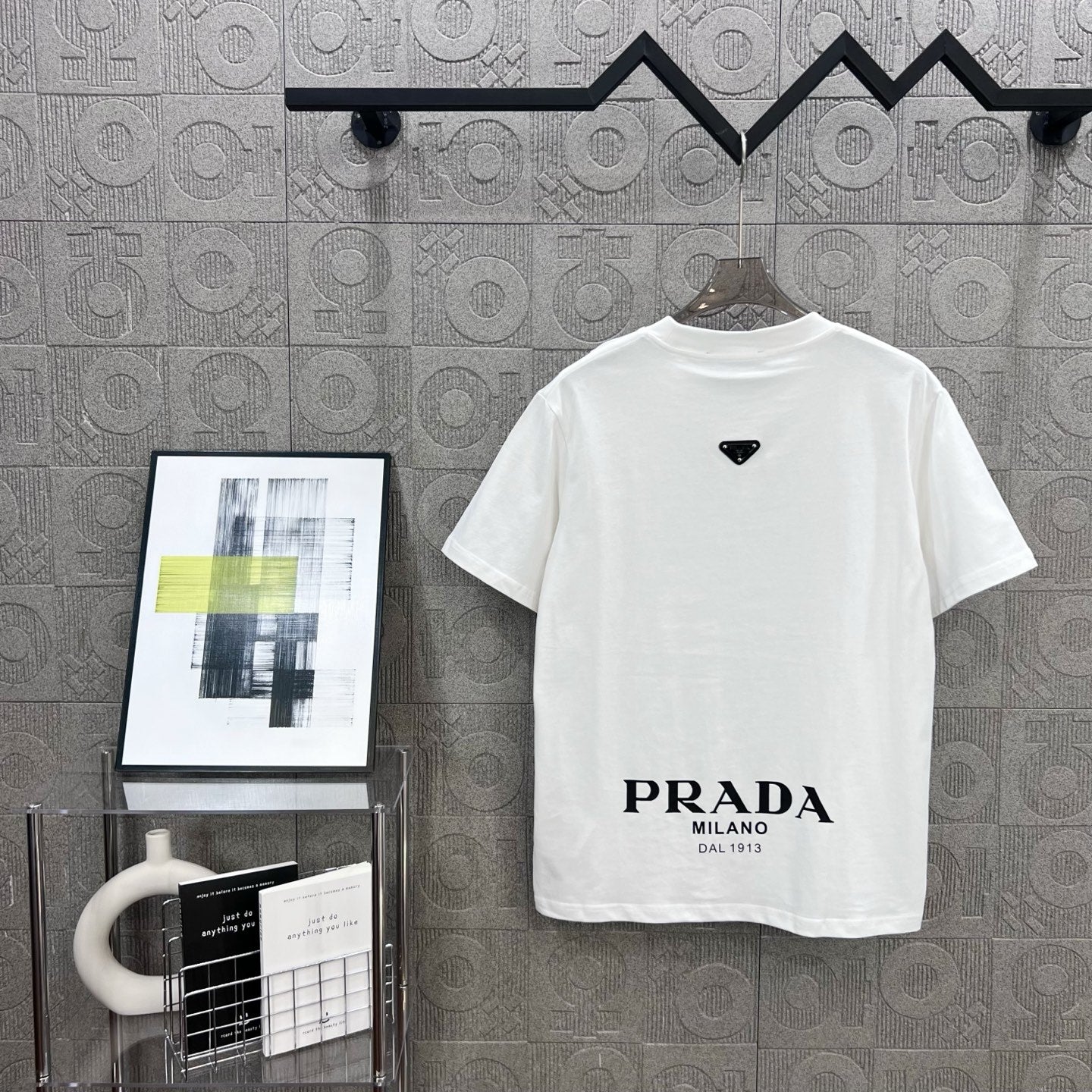 LuxluxHouse Best Quality Clothes T-shirt Prada