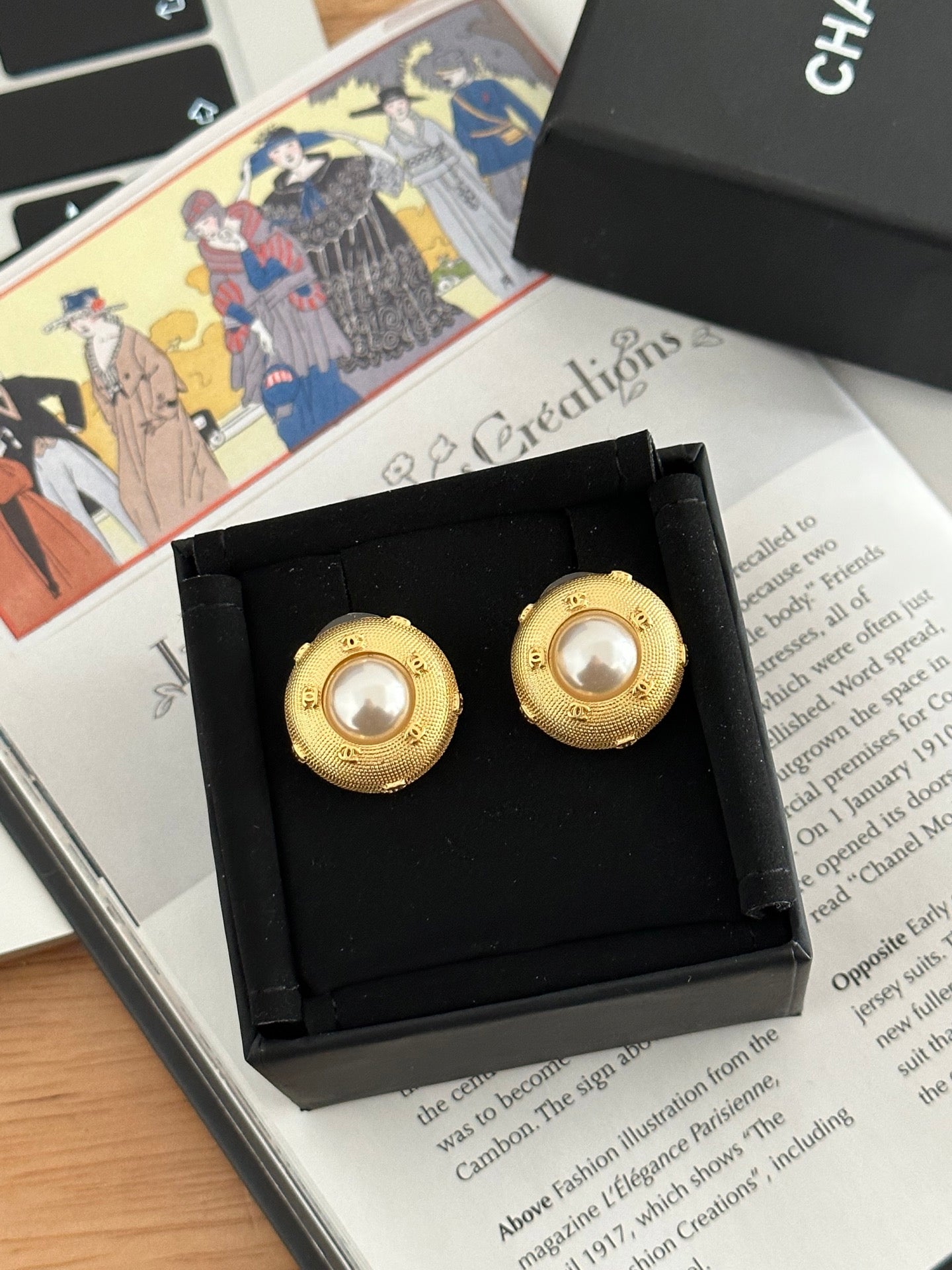 LuxluxHouse Low Price And High Quality Accessories Chanel