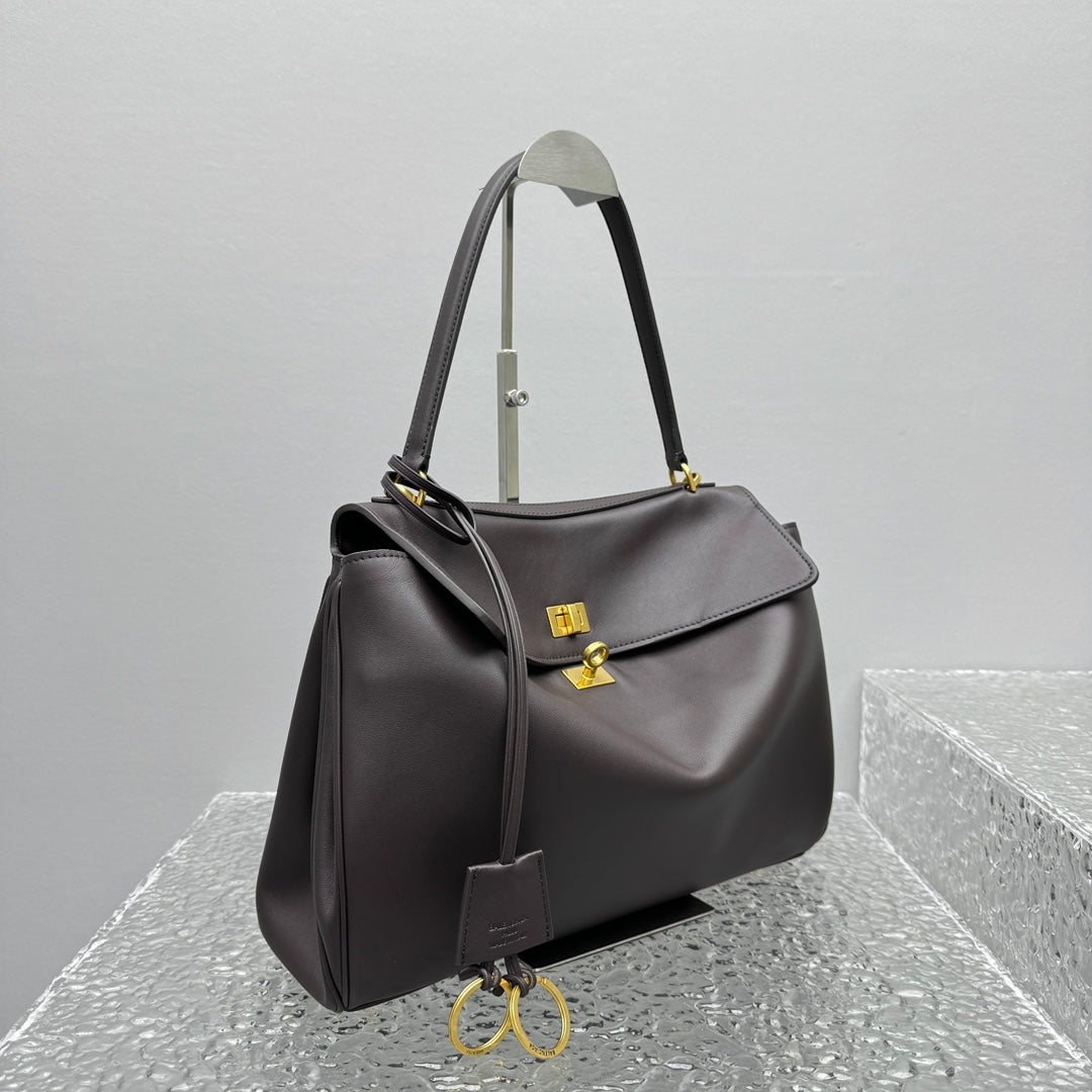 LuxluxHouse Best Quality Bags Balenciaga Women Men