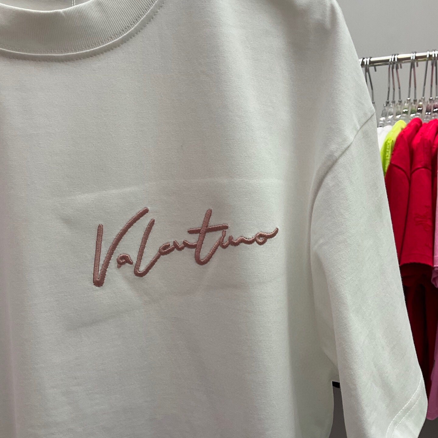 LuxluxHouse Best Quality Clothes Valentino T-shirt