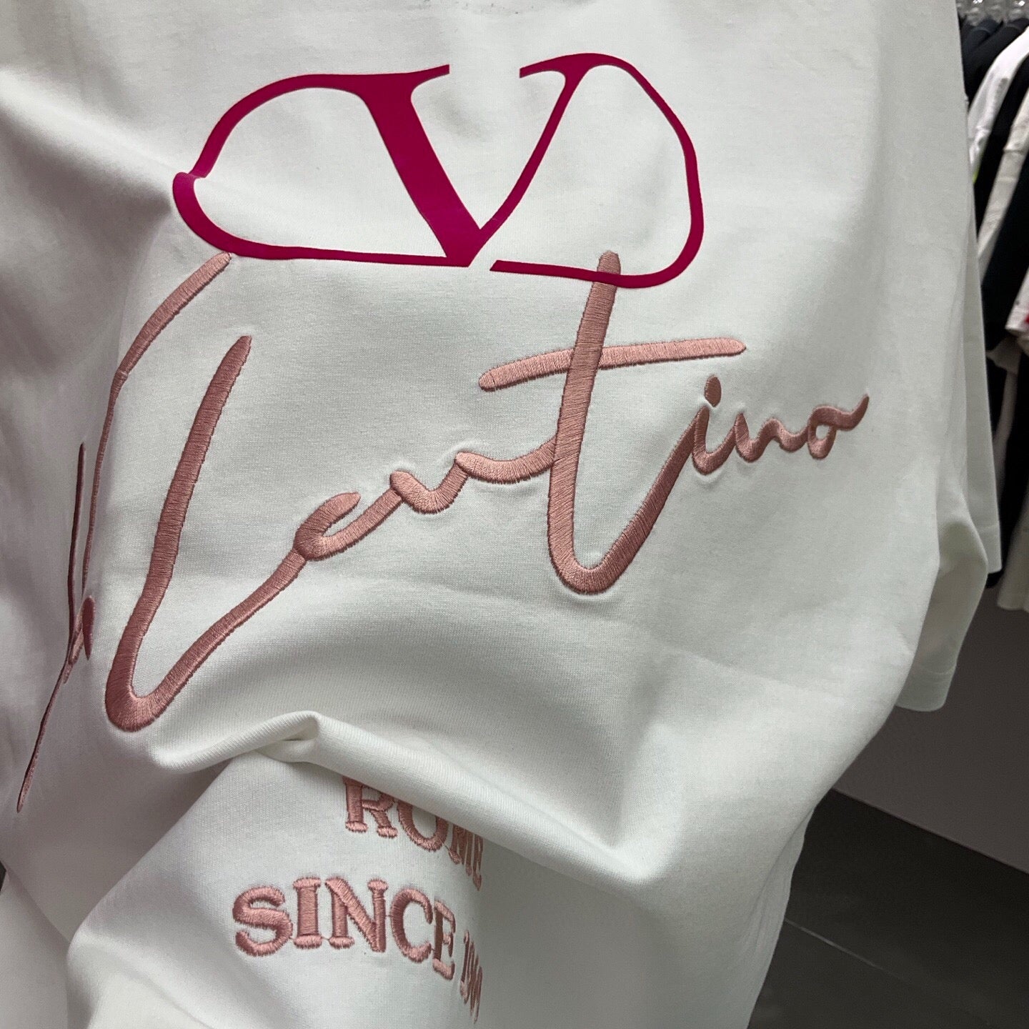 LuxluxHouse Best Quality Clothes Valentino T-shirt