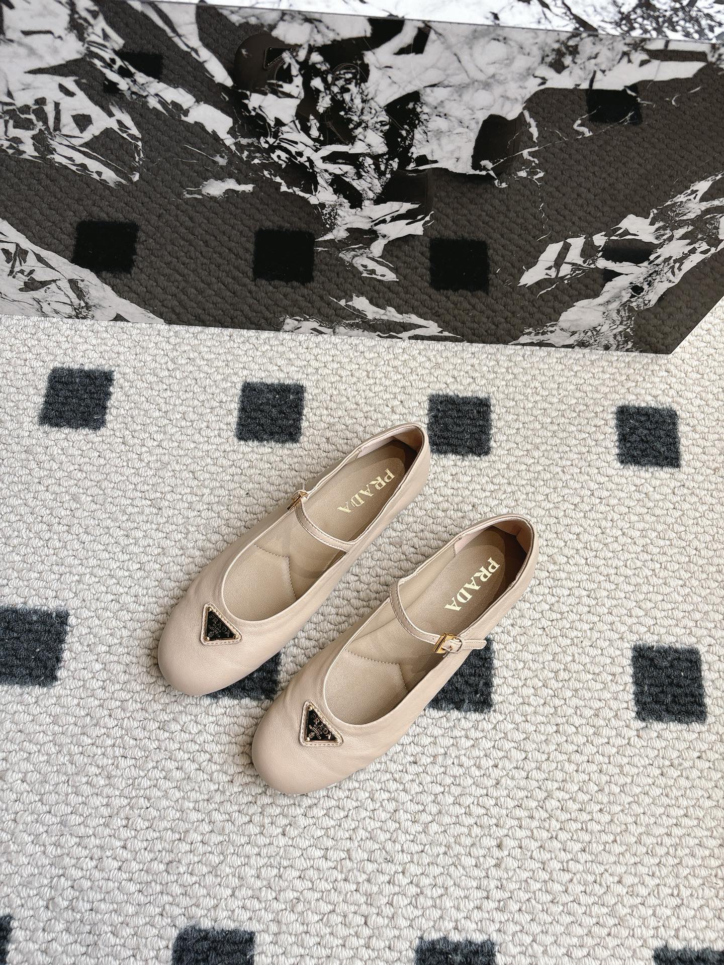 LuxluxHouse Best Quality Women Shoes Prada