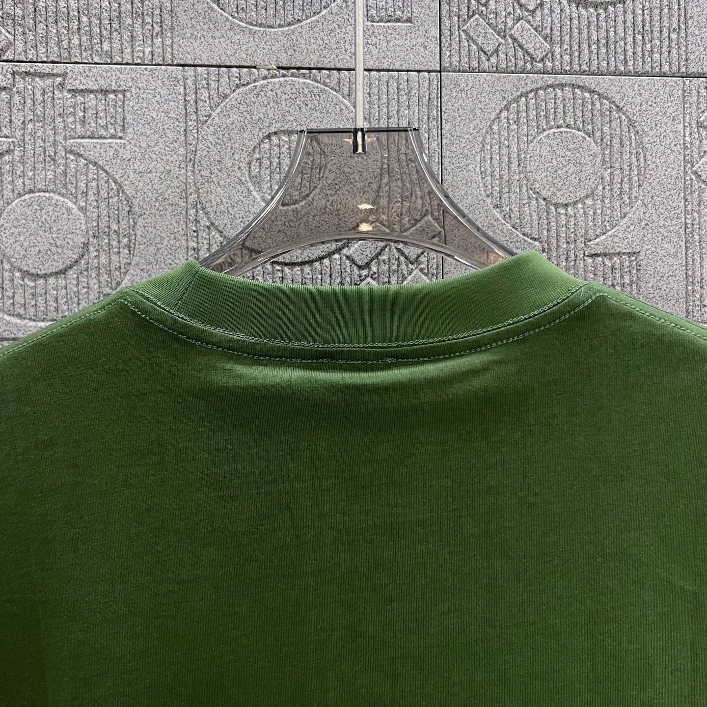 LuxluxHouse Best Quality Clothes T-shirt Loewe
