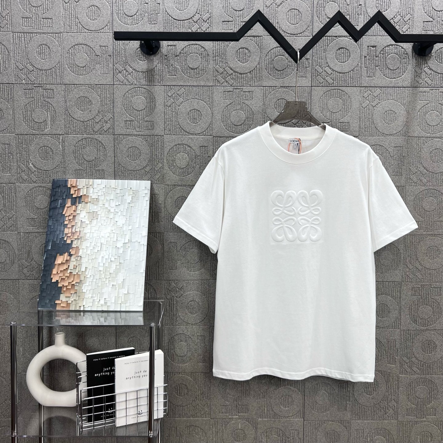 LuxluxHouse Best Quality Clothes T-shirt Loewe