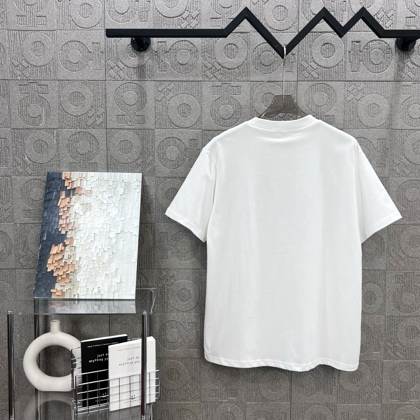 LuxluxHouse Best Quality Clothes T-shirt Loewe