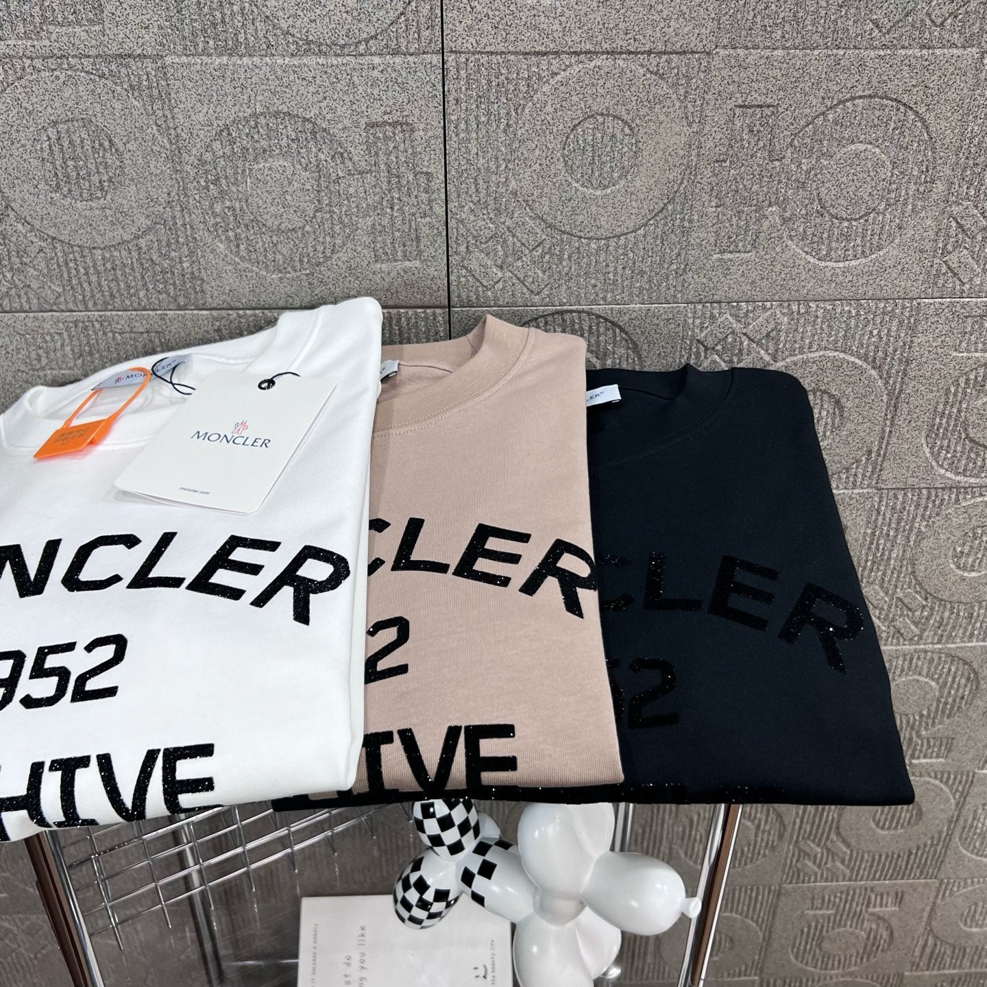 LuxluxHouse Best Quality Clothes T-shirt Moncler