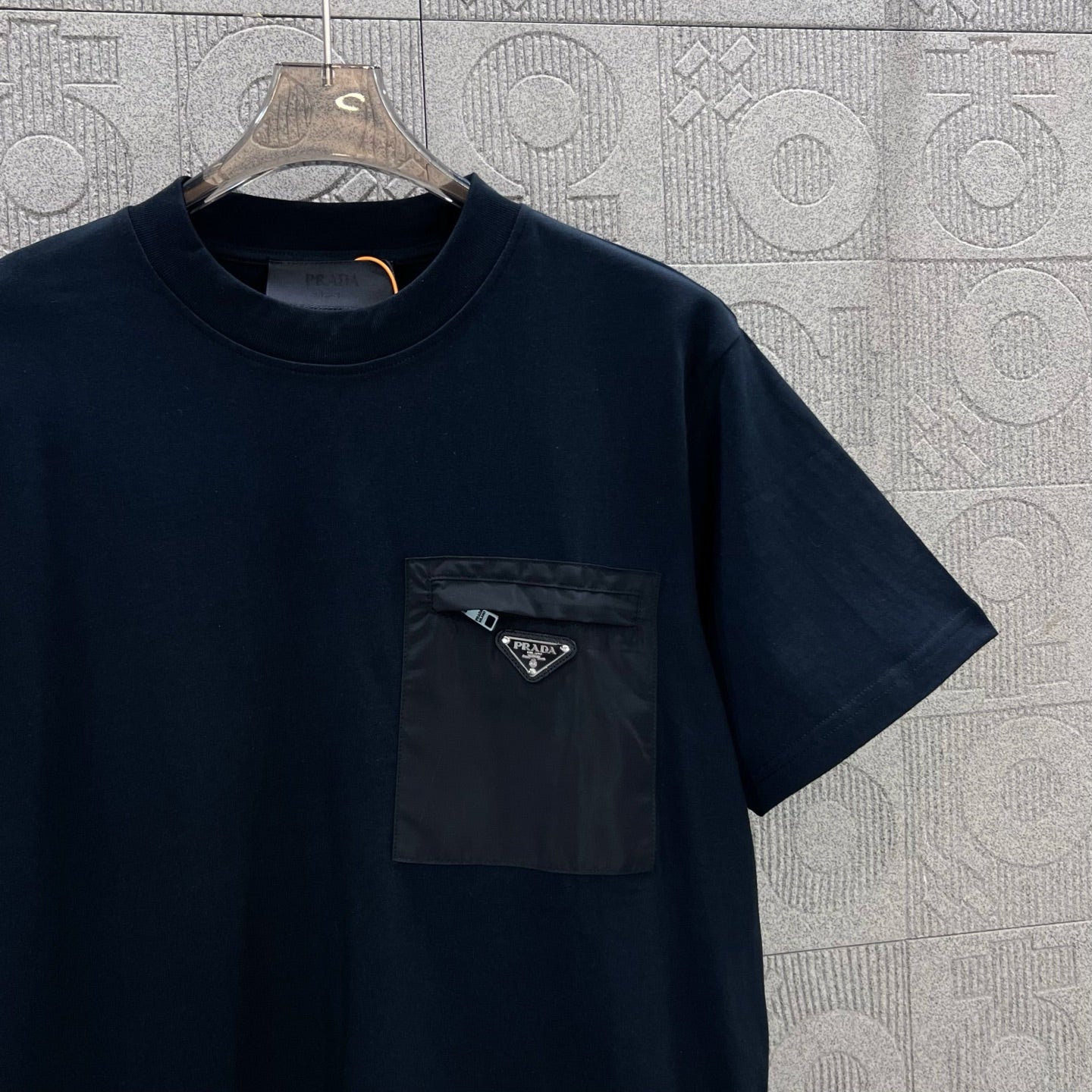 LuxluxHouse Best Quality Clothes T-shirt Prada