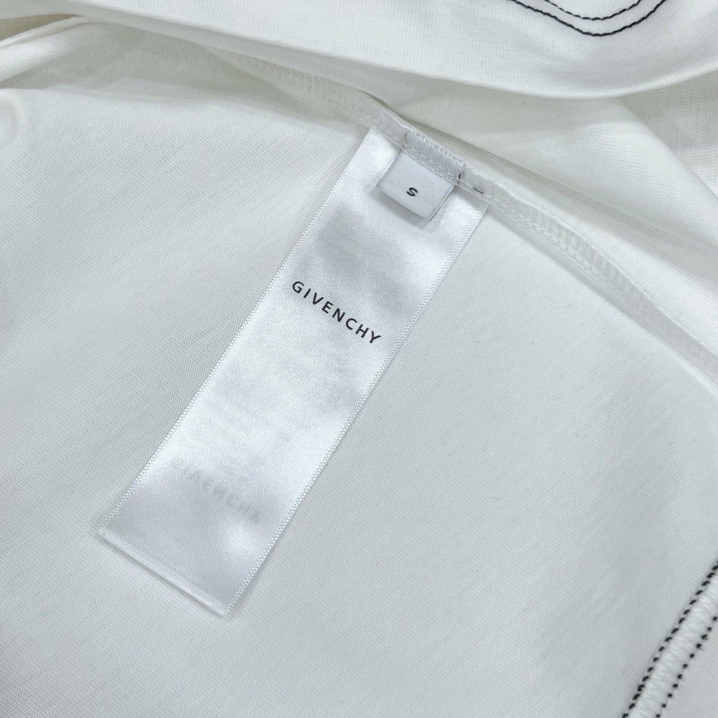 LuxluxHouse Best Quality Clothes Givenchy T-shirt