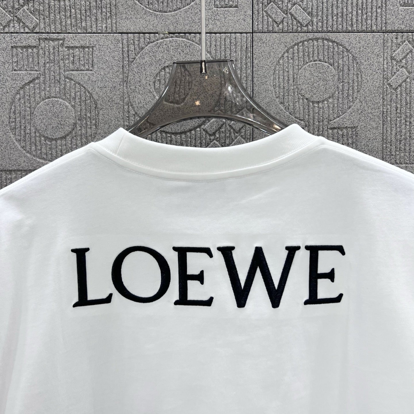 LuxluxHouse Best Quality Clothes T-shirt Loewe
