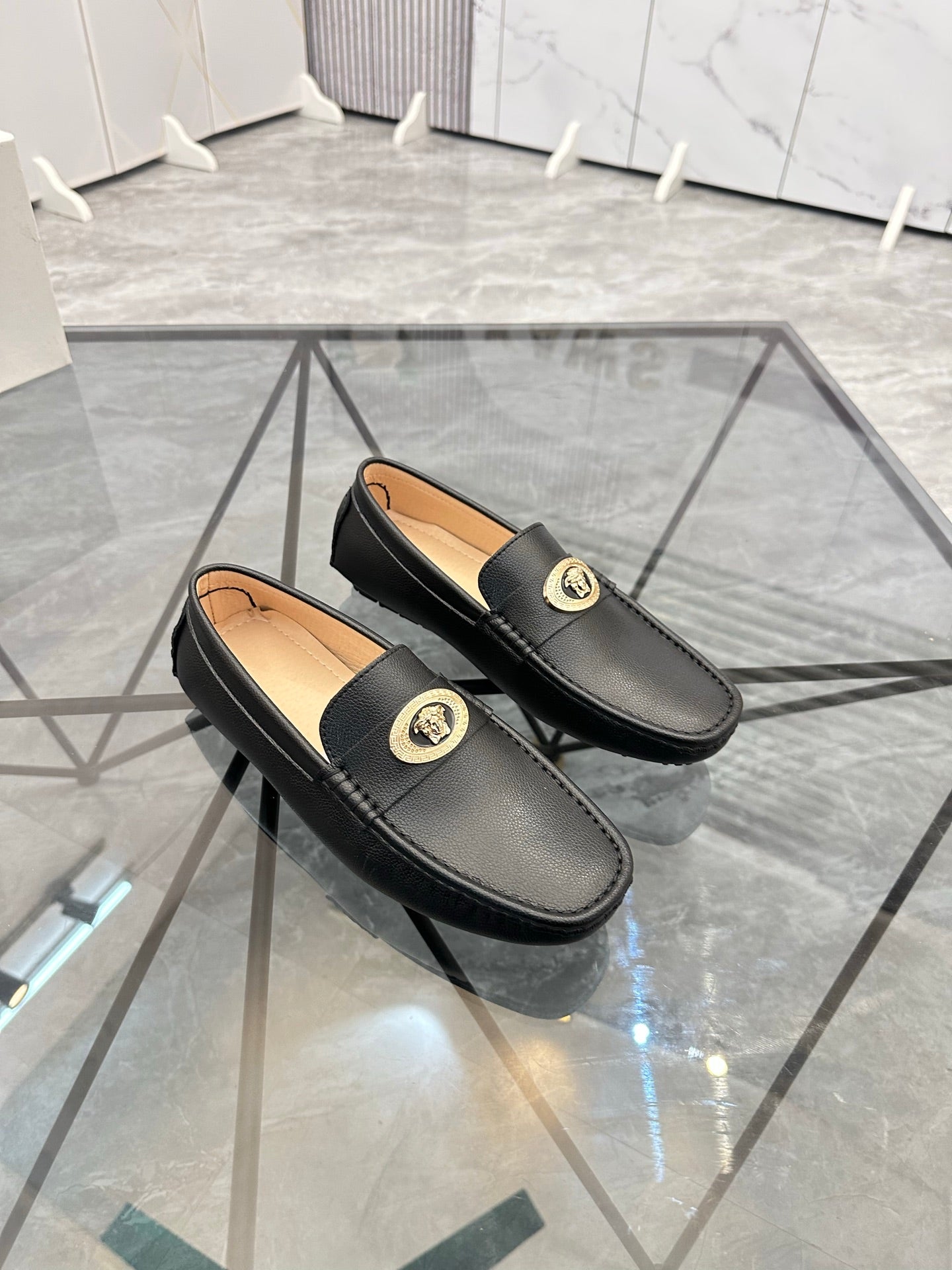 LuxluxHouse Best Quality Shoes Versace