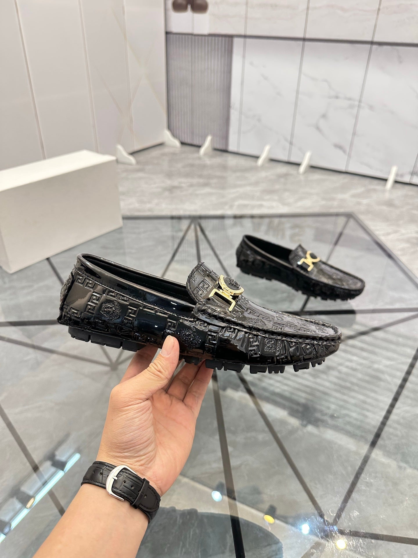 LuxluxHouse Best Quality Shoes Versace