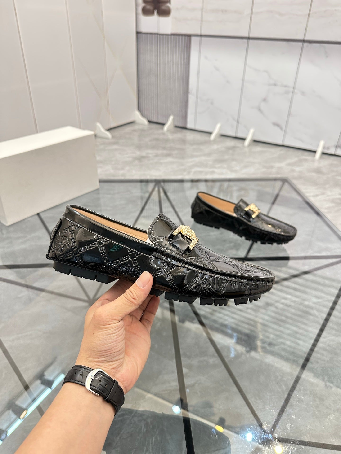 LuxluxHouse Best Quality Shoes Versace