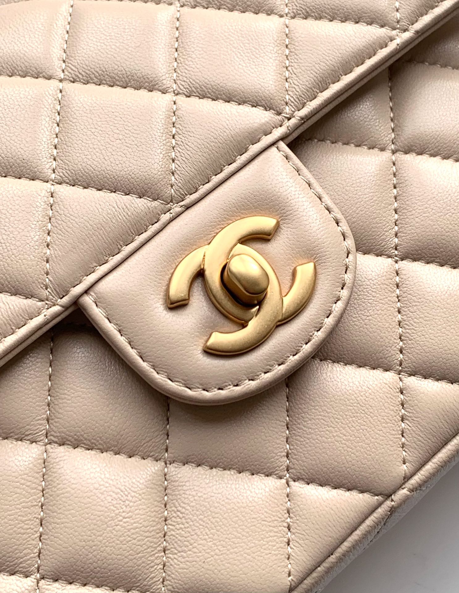 LuxluxHouse Best Quality Bags Chanel Women