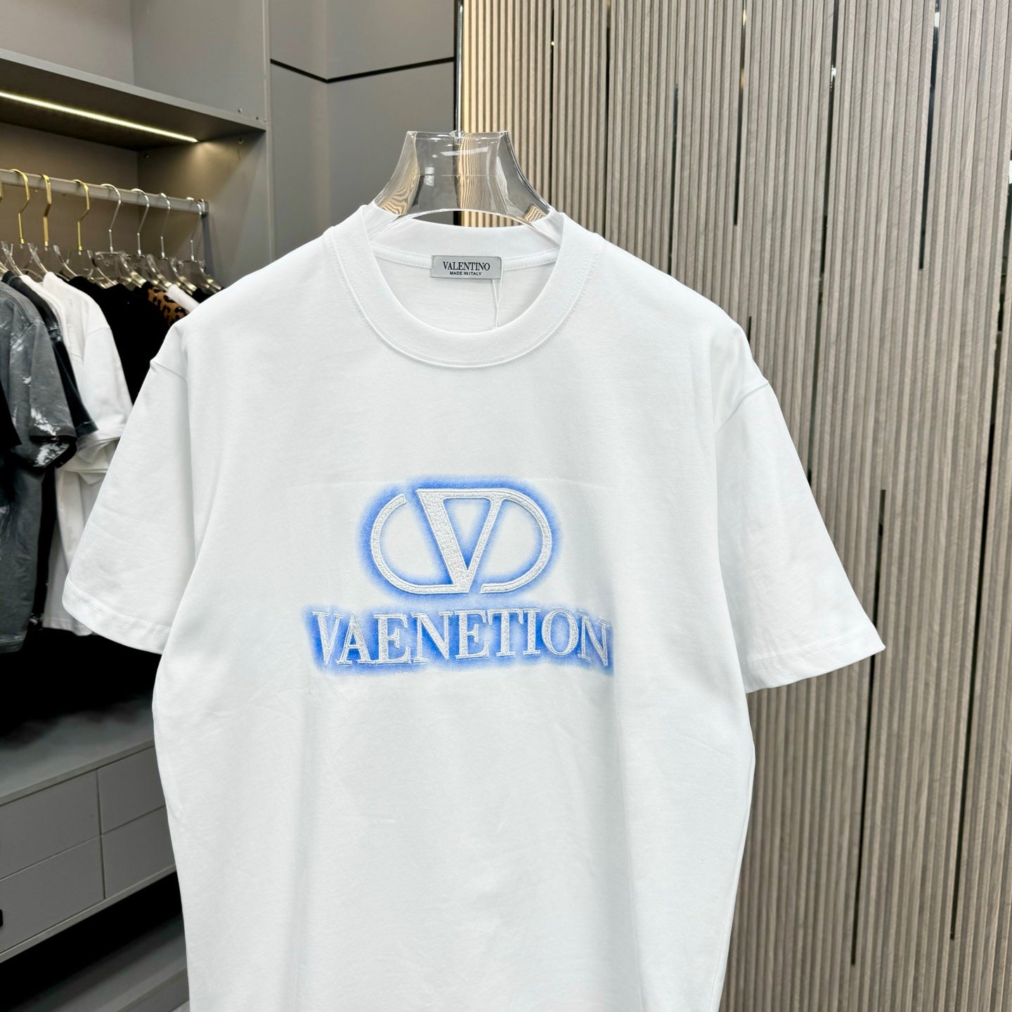 LuxluxHouse Best Quality Clothes Valentino T-shirt