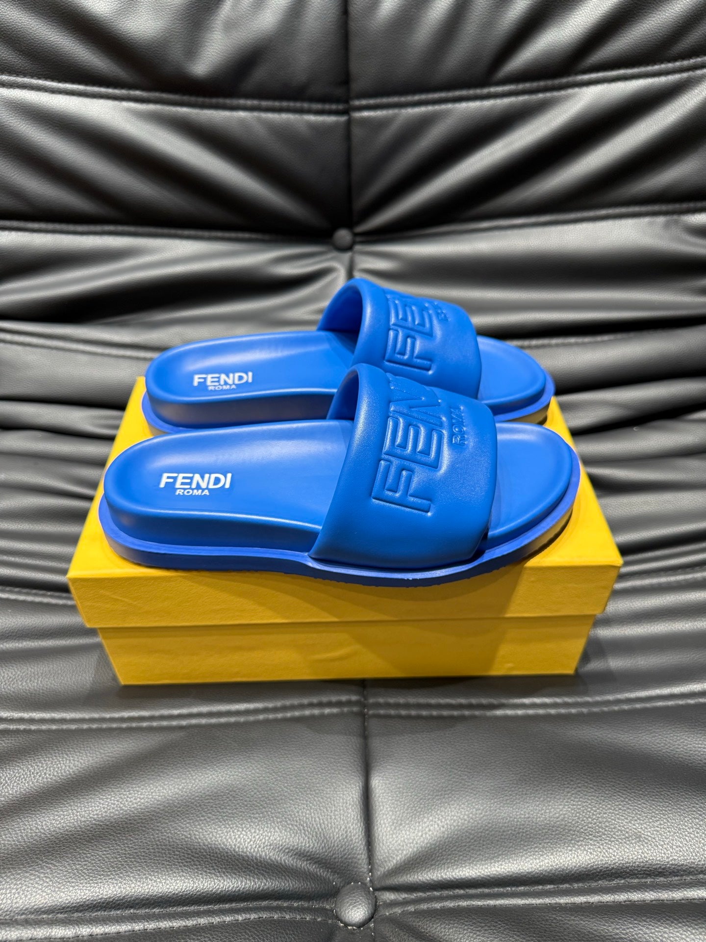 LuxluxHouse Best Quality Sandals Fendi