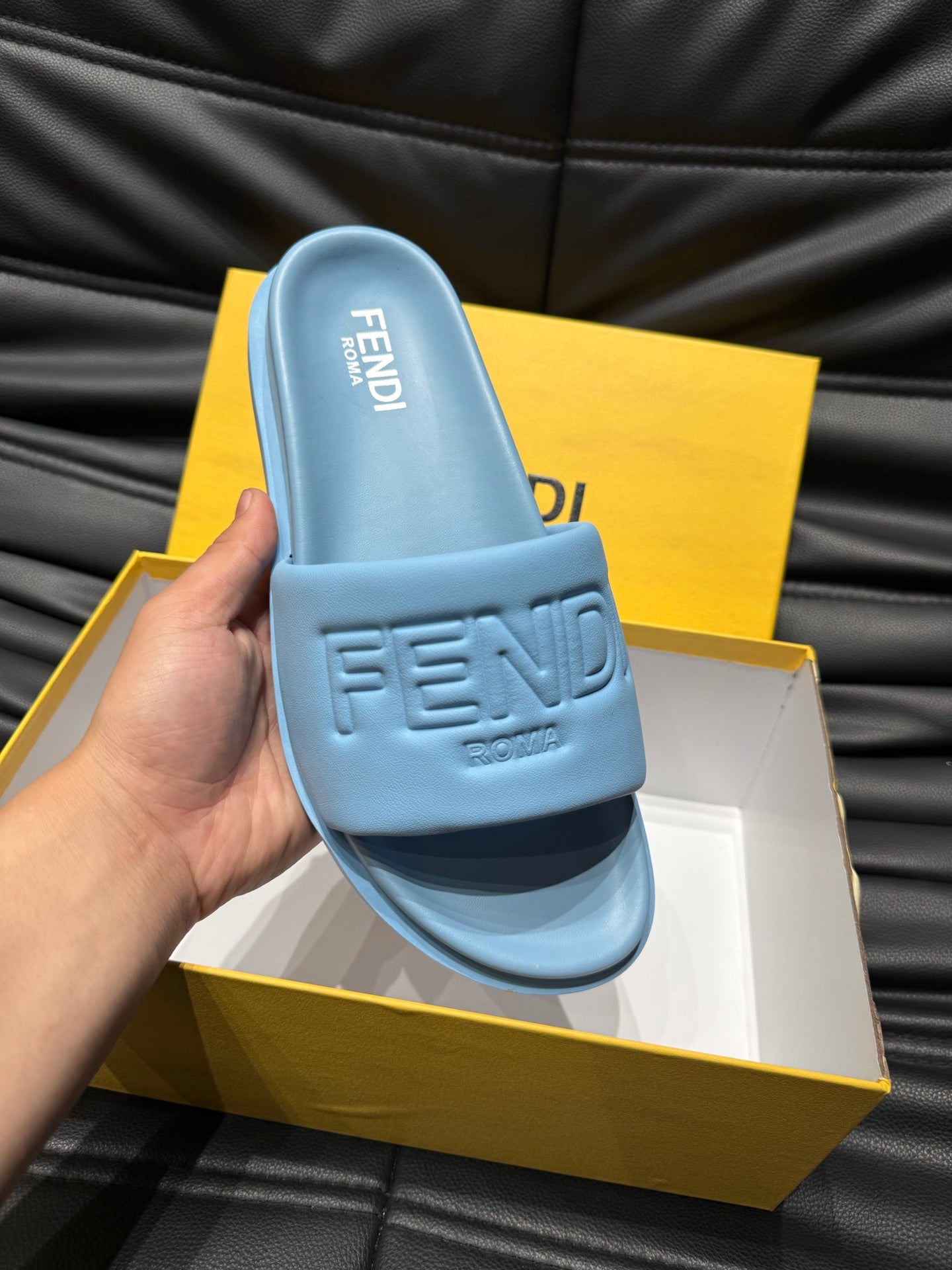 LuxluxHouse Best Quality Sandals Fendi