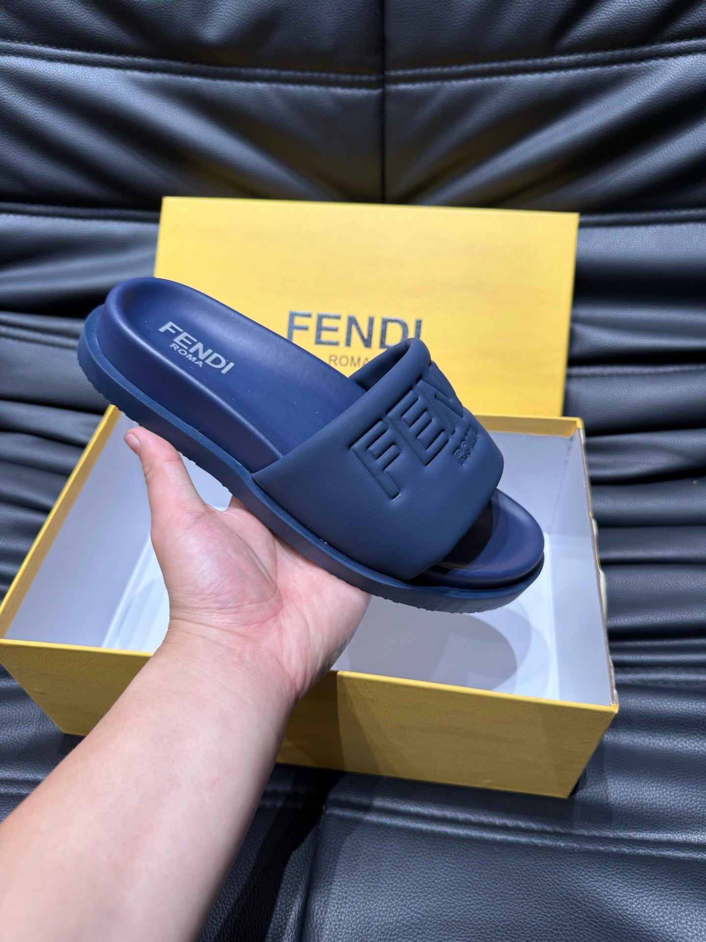 LuxluxHouse Best Quality Sandals Fendi