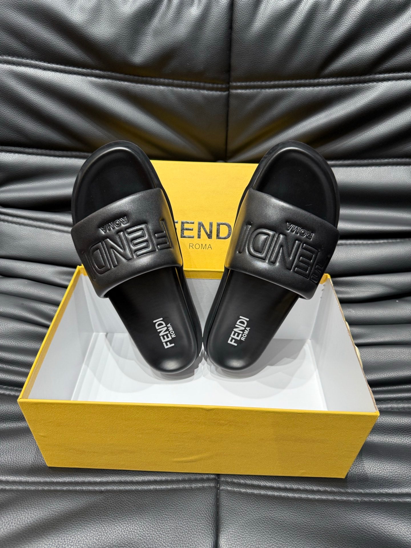 LuxluxHouse Best Quality Sandals Fendi