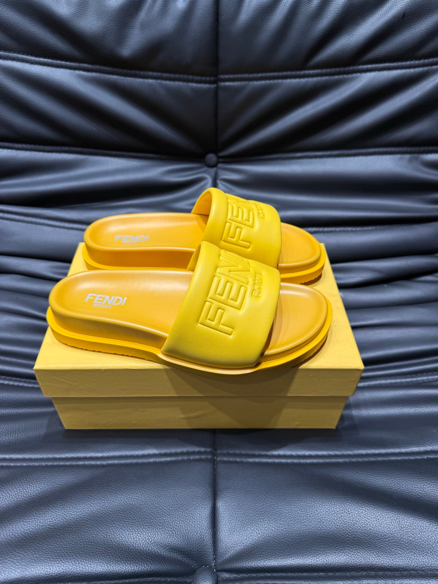 LuxluxHouse Best Quality Sandals Fendi