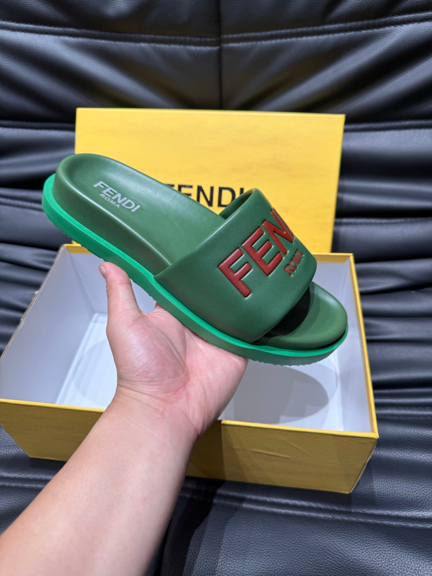LuxluxHouse Best Quality Sandals Fendi