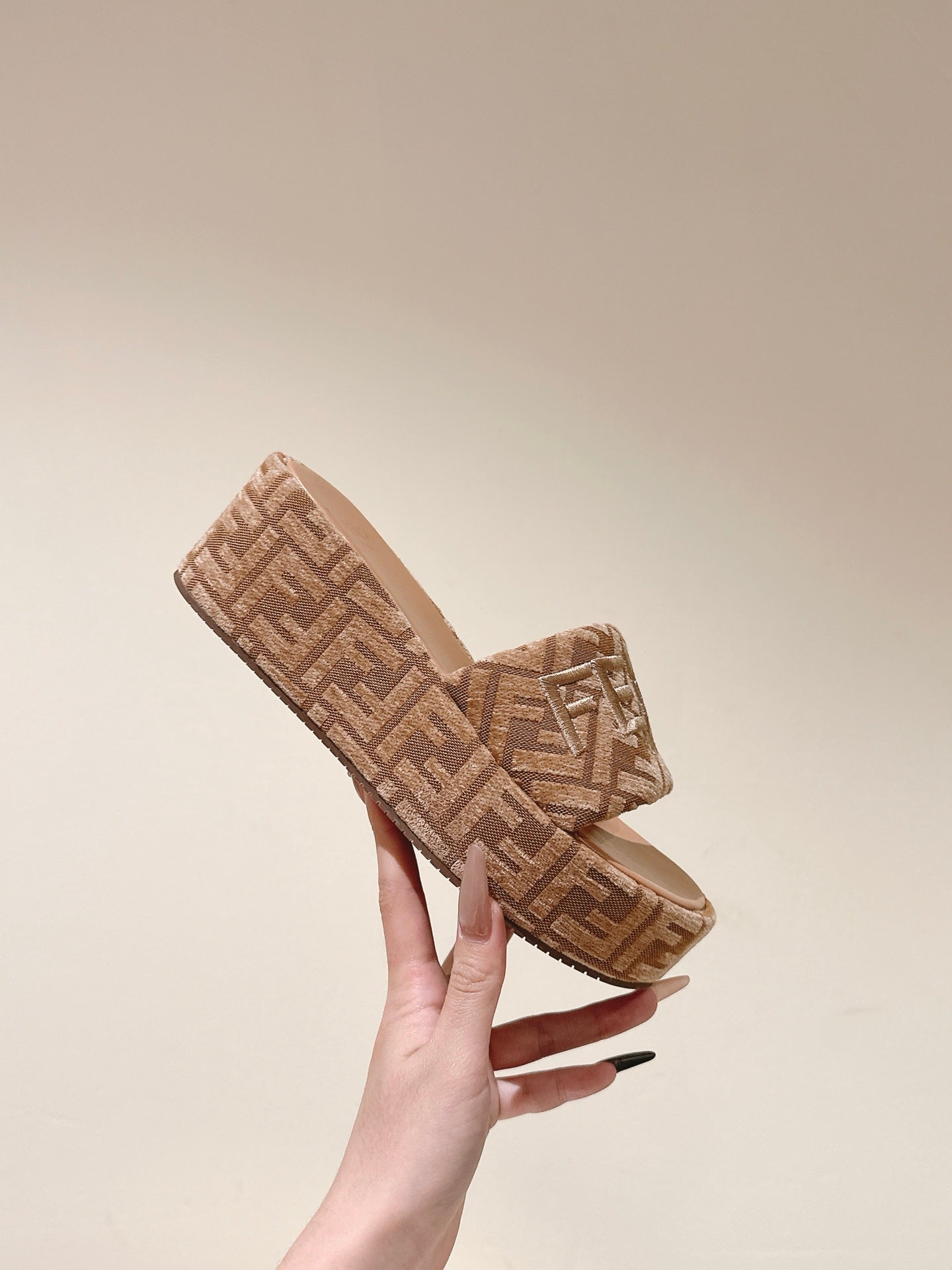 LuxluxHouse Best Quality Fendi Women Shoes