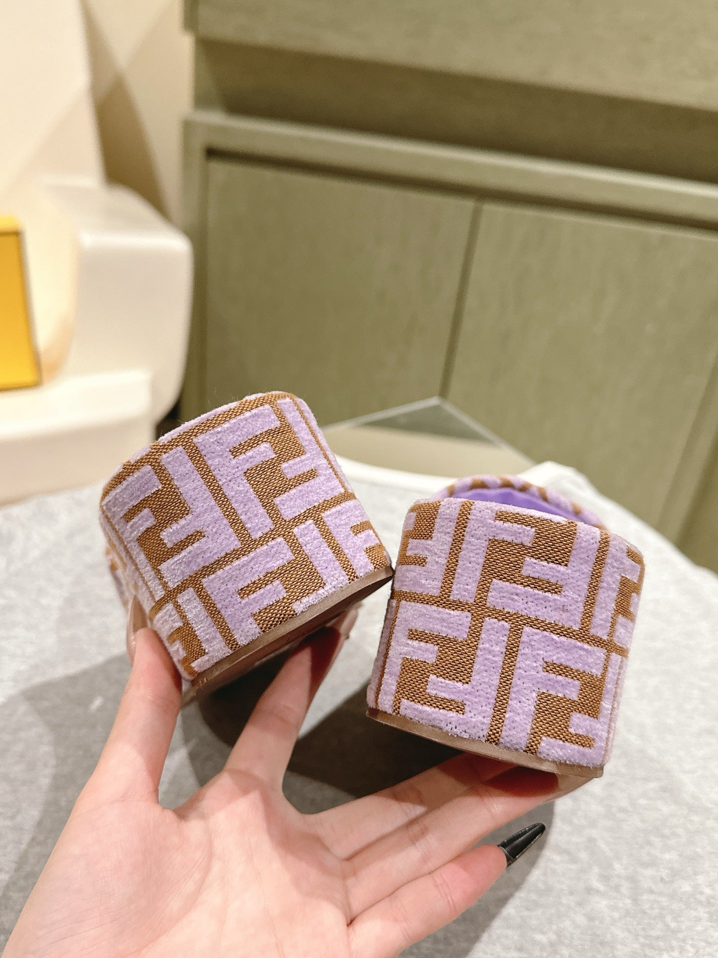 LuxluxHouse Best Quality Fendi Women Shoes